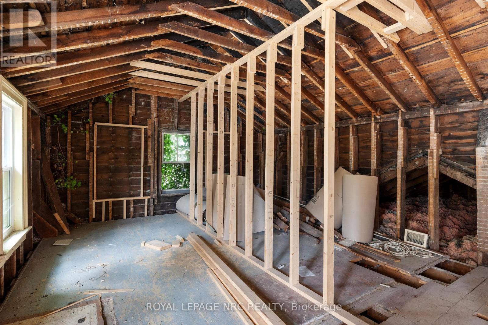 228 King Street, St. Catharines, Ontario  L2R 3J9 - Photo 27 - X12395906