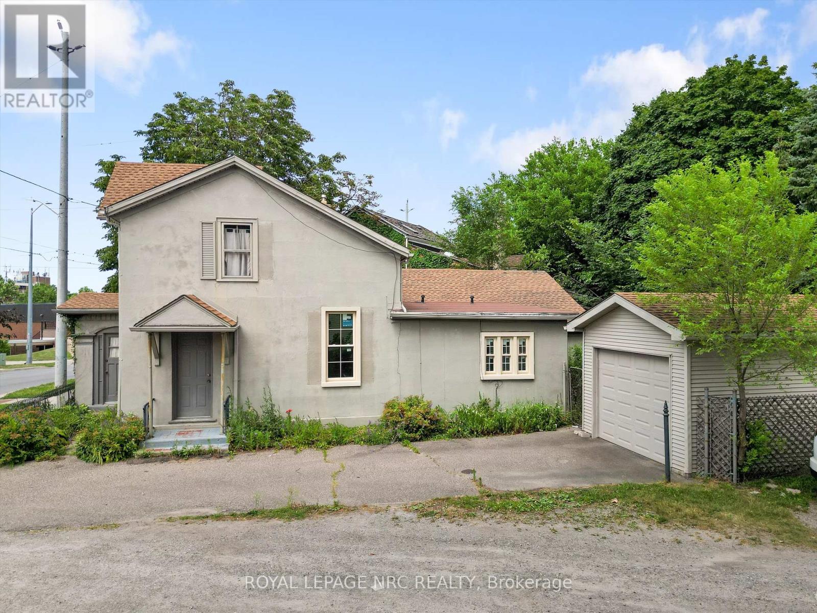 228 King Street, St. Catharines, Ontario  L2R 3J9 - Photo 7 - X12395906