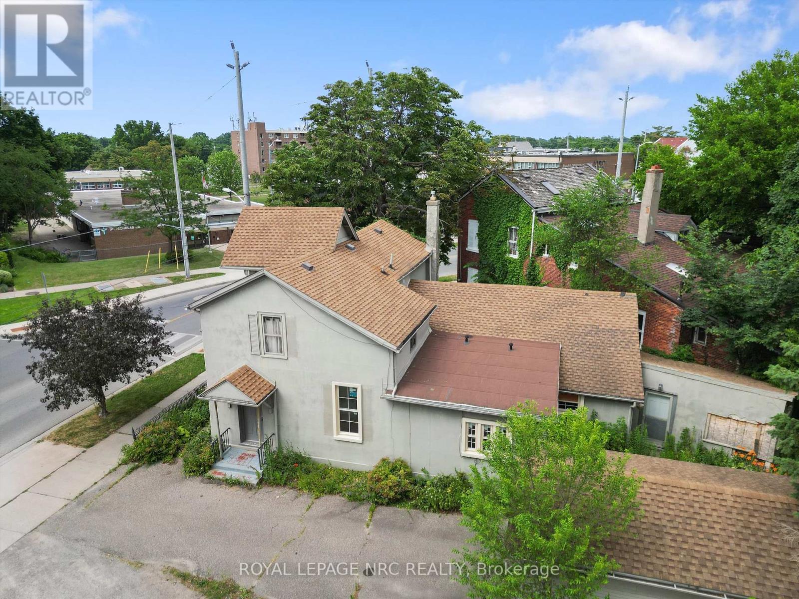 228 King Street, St. Catharines, Ontario  L2R 3J9 - Photo 8 - X12395906