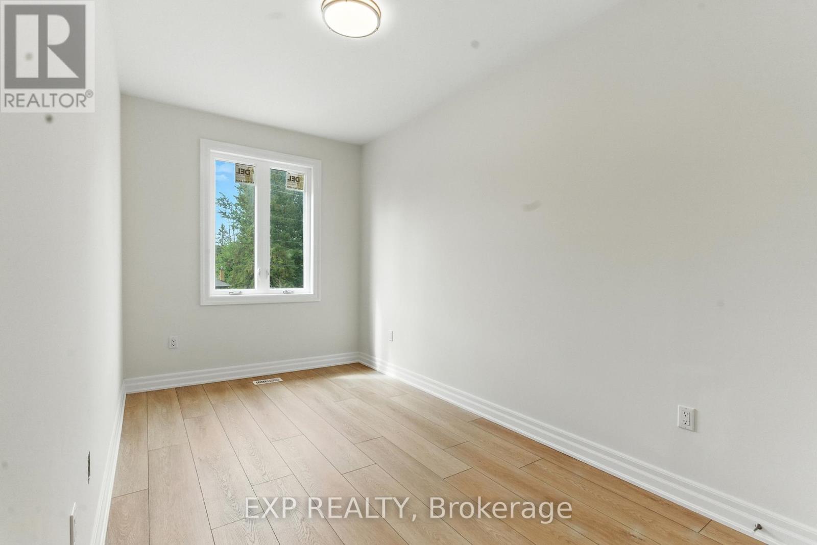 116 Forks Road E, Welland, Ontario  L3B 5K5 - Photo 13 - X12398283