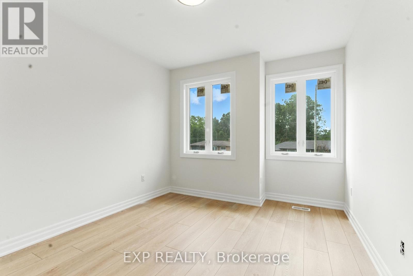 116 Forks Road E, Welland, Ontario  L3B 5K5 - Photo 15 - X12398283