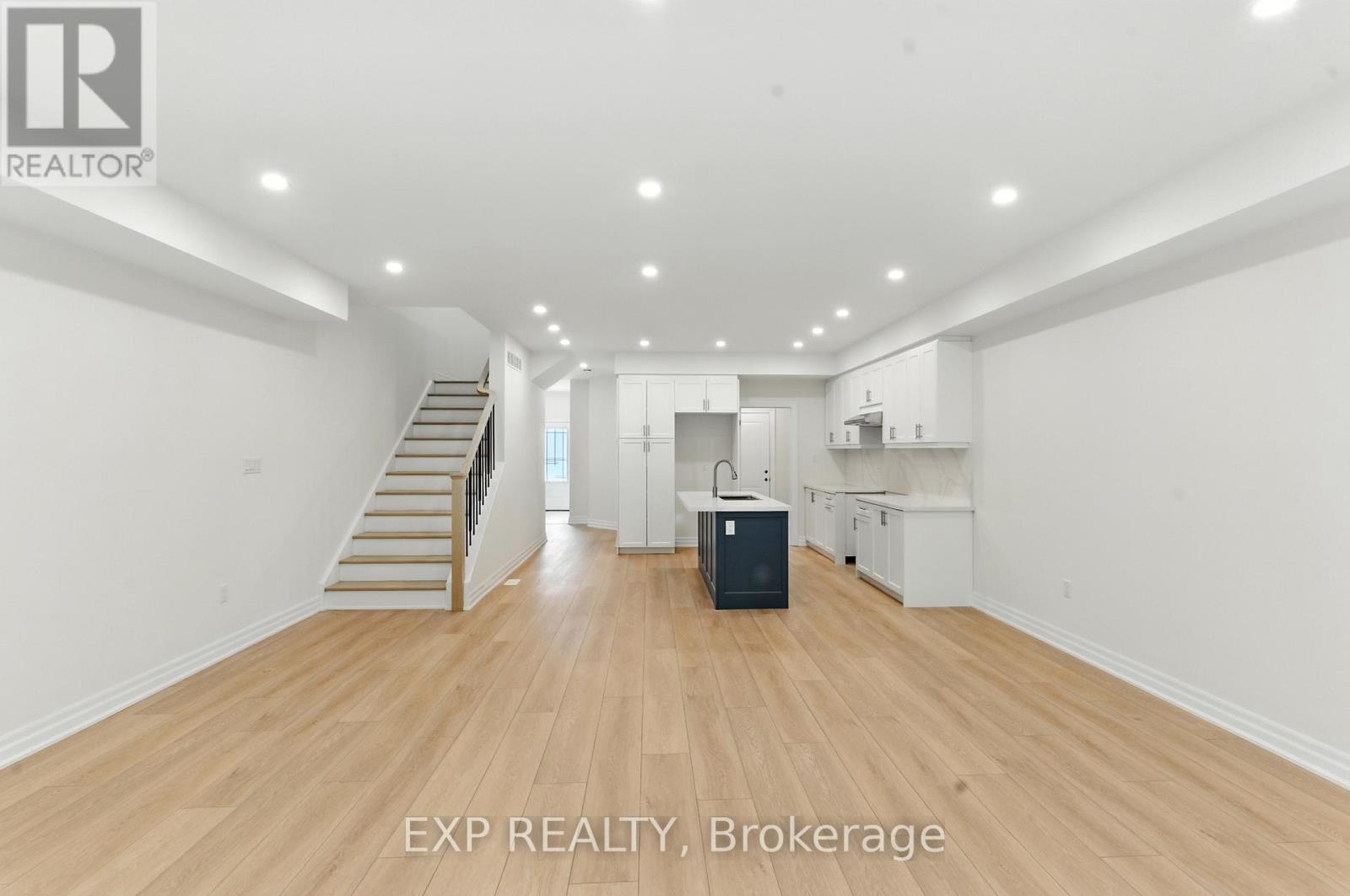 116 Forks Road E, Welland, Ontario  L3B 5K5 - Photo 4 - X12398283