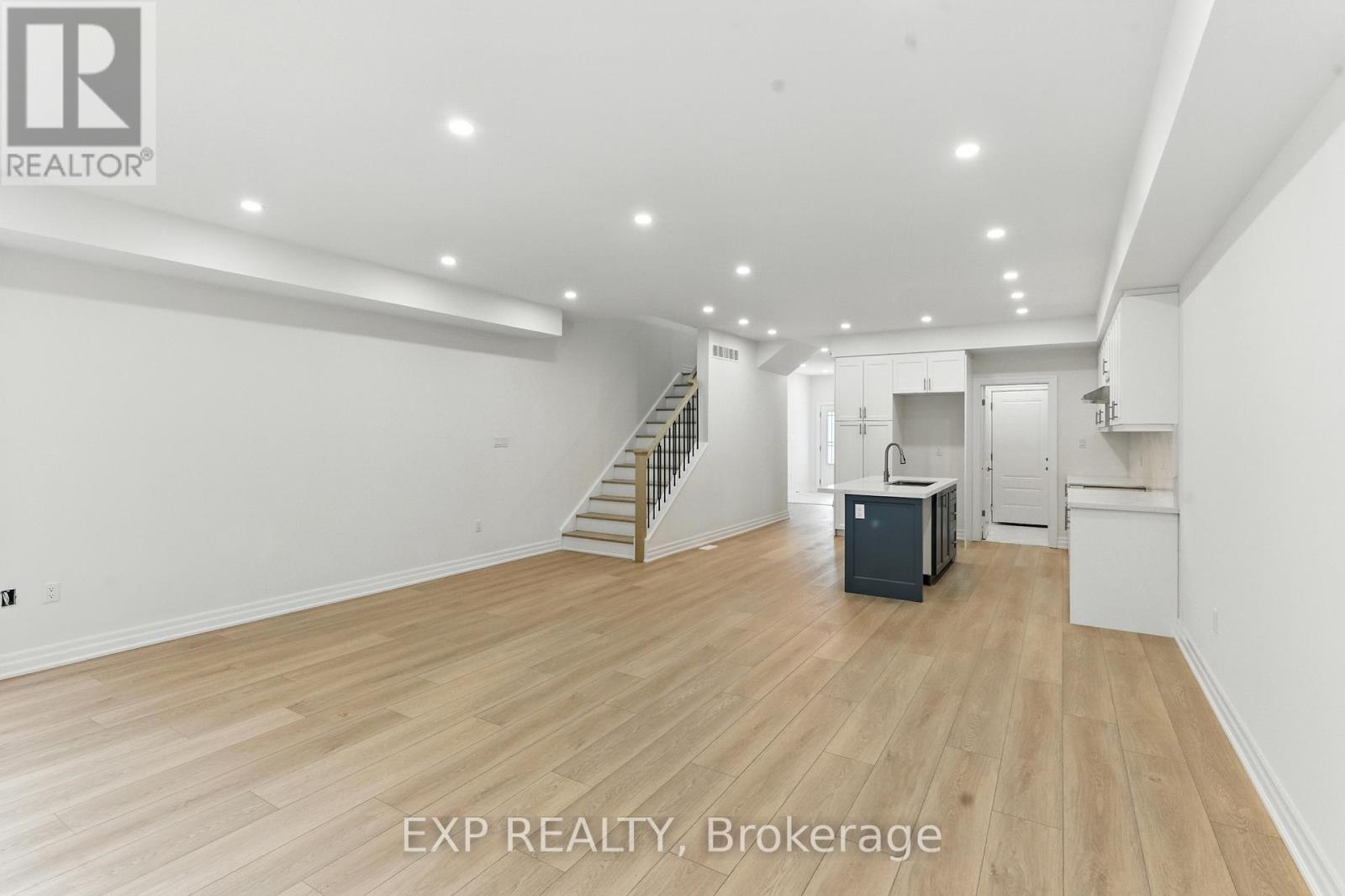 116 Forks Road E, Welland, Ontario  L3B 5K5 - Photo 9 - X12398283