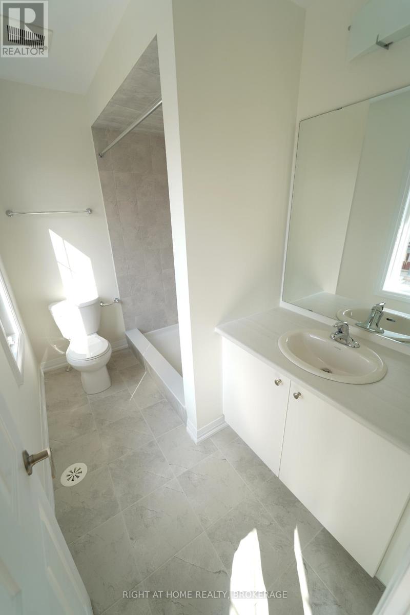 23 St. Lawrence Road, Haldimand, Ontario  N3W 0K1 - Photo 16 - X12402388