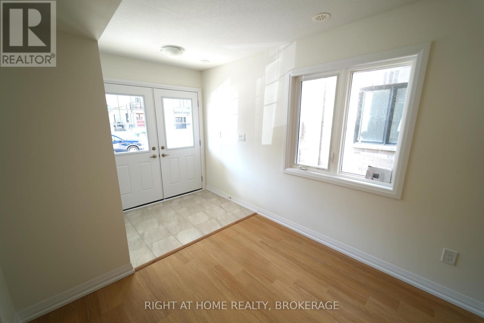 23 St. Lawrence Road, Haldimand, Ontario  N3W 0K1 - Photo 4 - X12402388