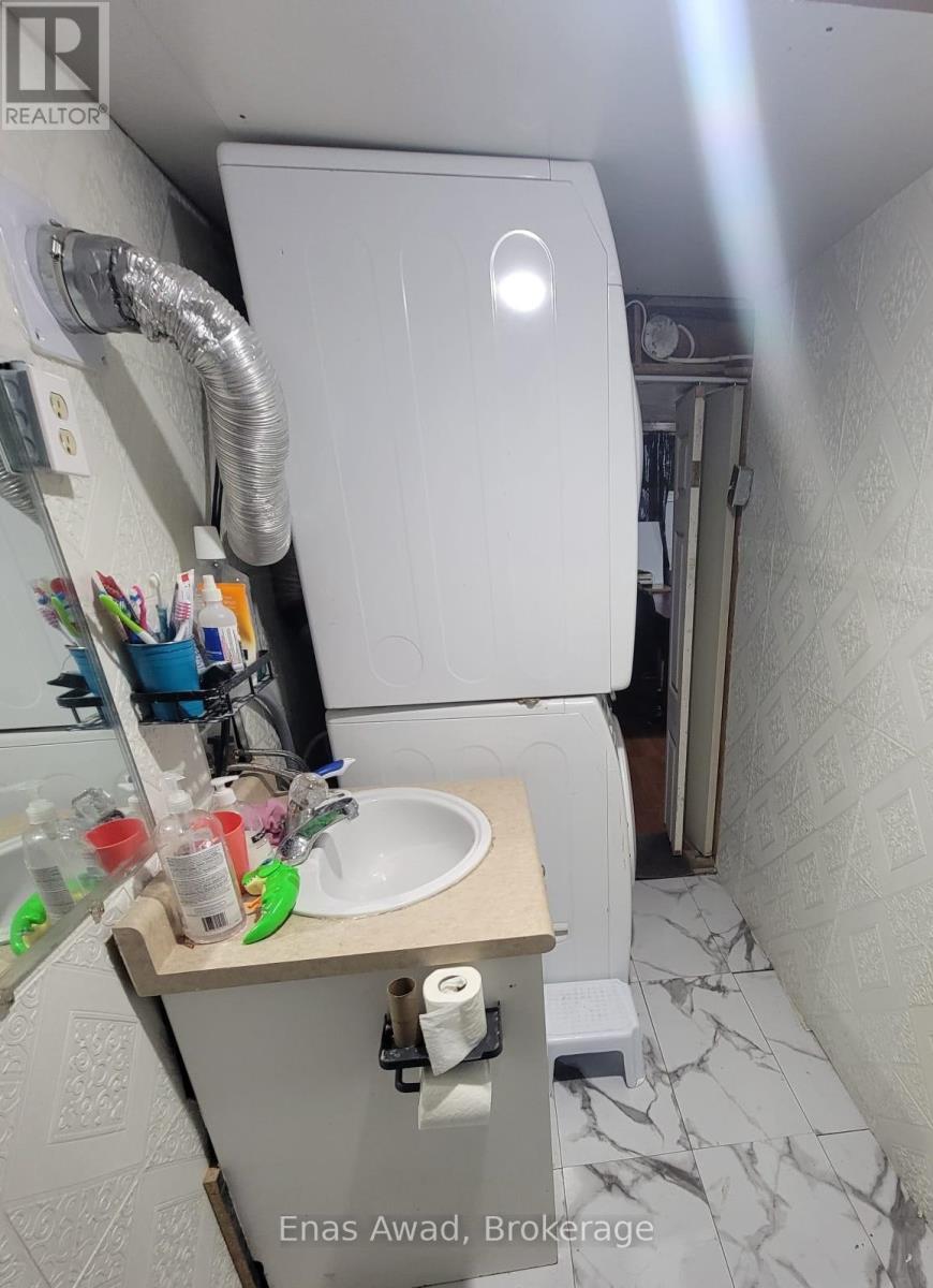 724 Third Avenue, Peterborough, Ontario  K9J 4P3 - Photo 36 - X12402402