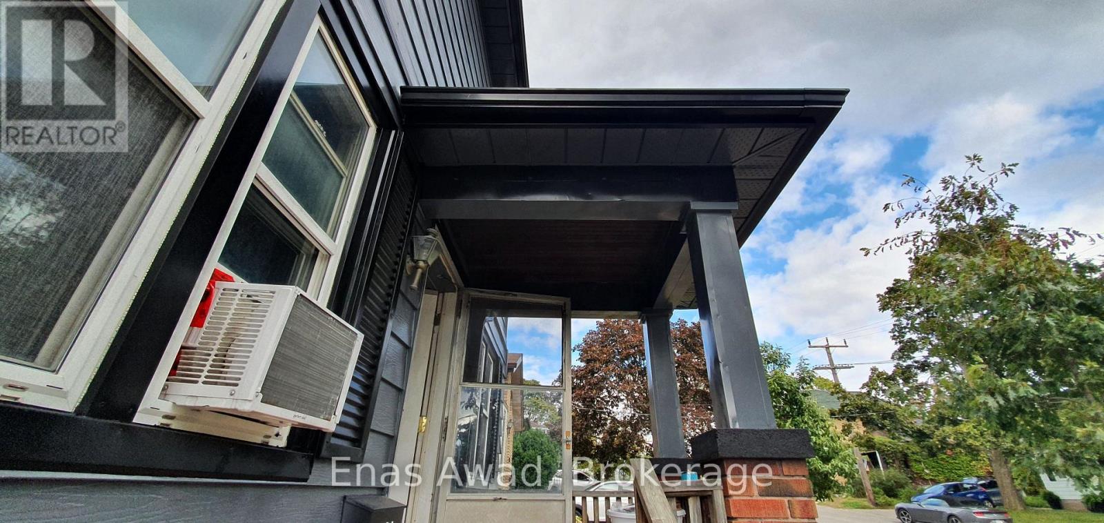 724 Third Avenue, Peterborough, Ontario  K9J 4P3 - Photo 5 - X12402402