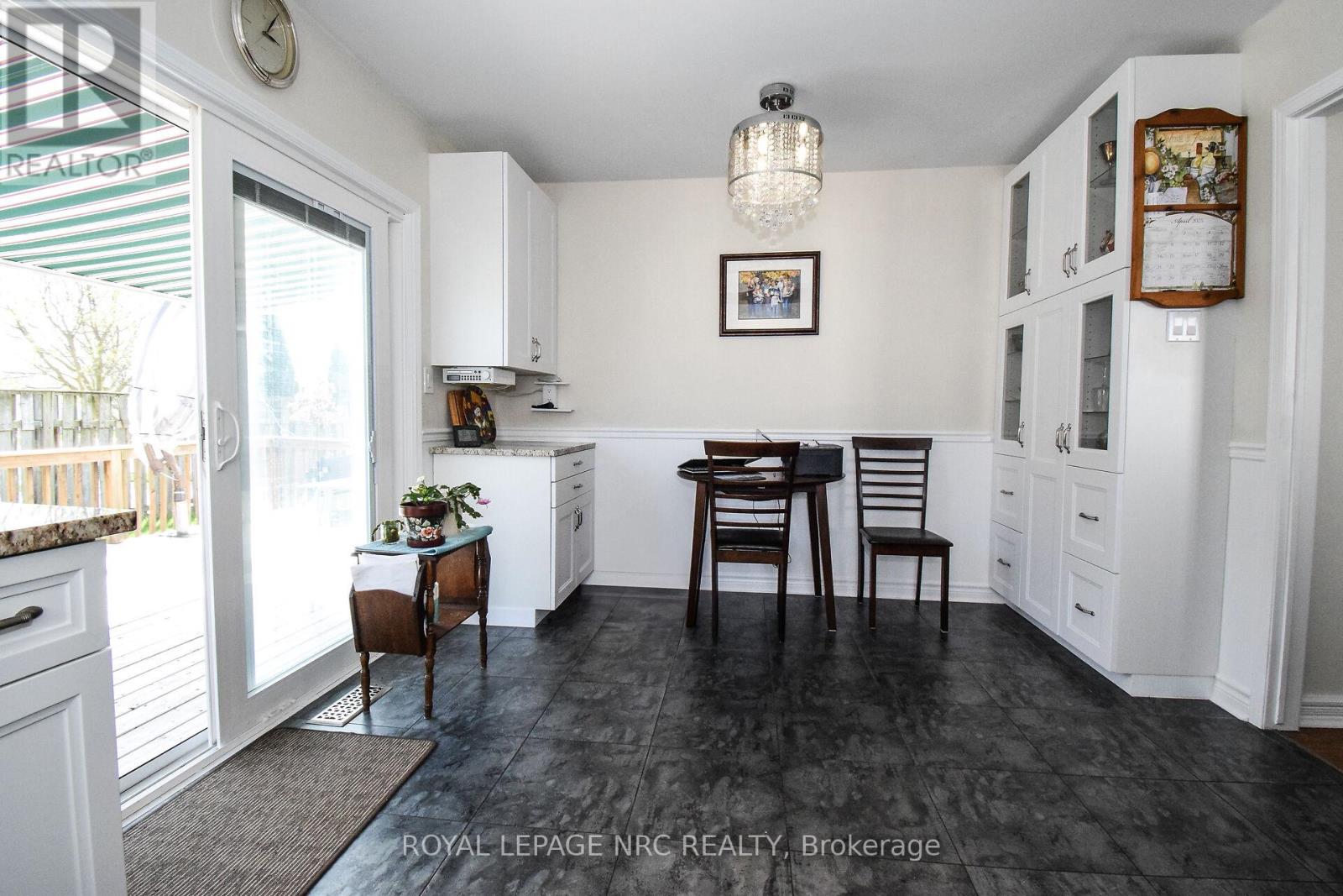 330 Autumn Crescent, Welland, Ontario  L3C 7K1 - Photo 14 - X12402999