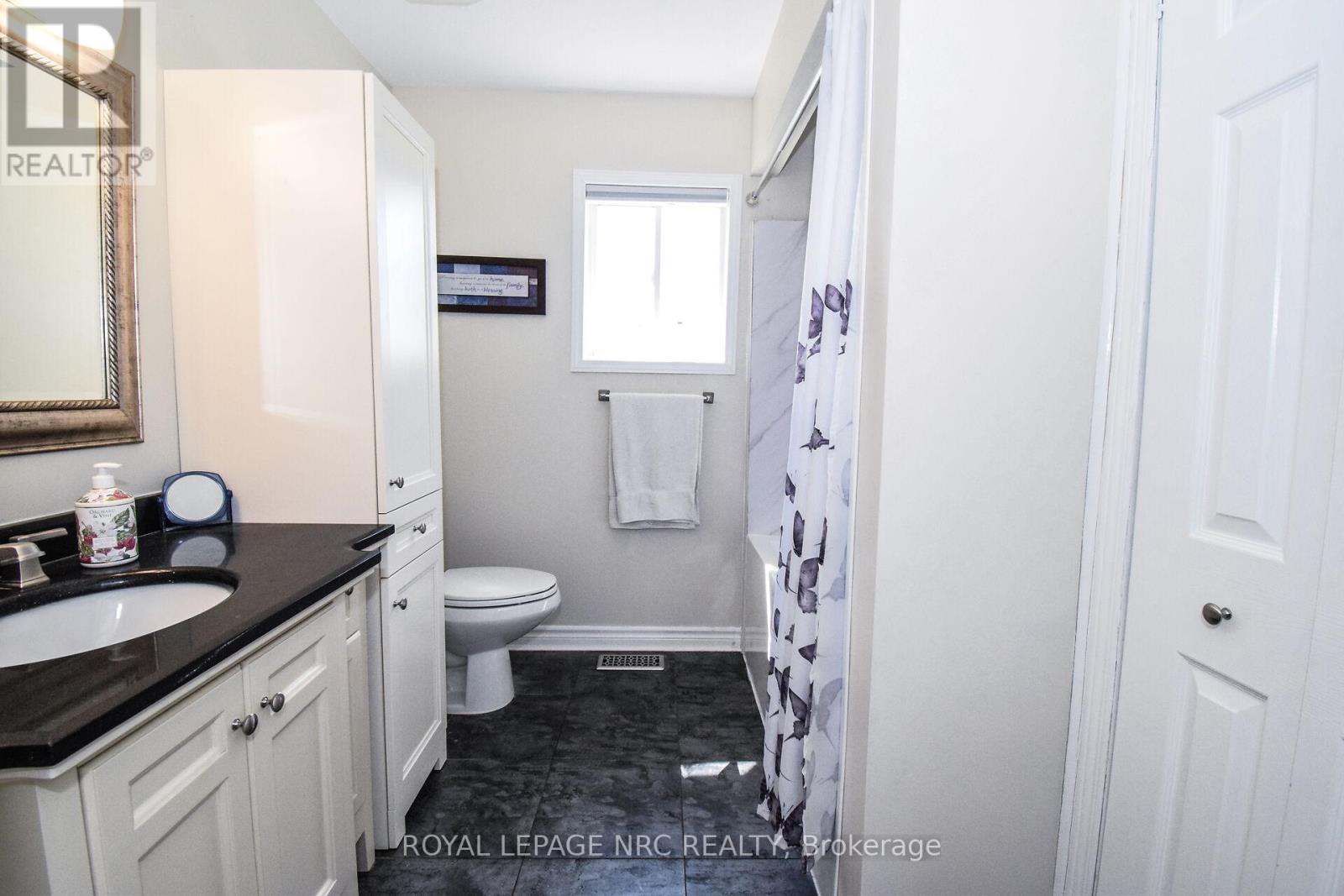 330 Autumn Crescent, Welland, Ontario  L3C 7K1 - Photo 20 - X12402999