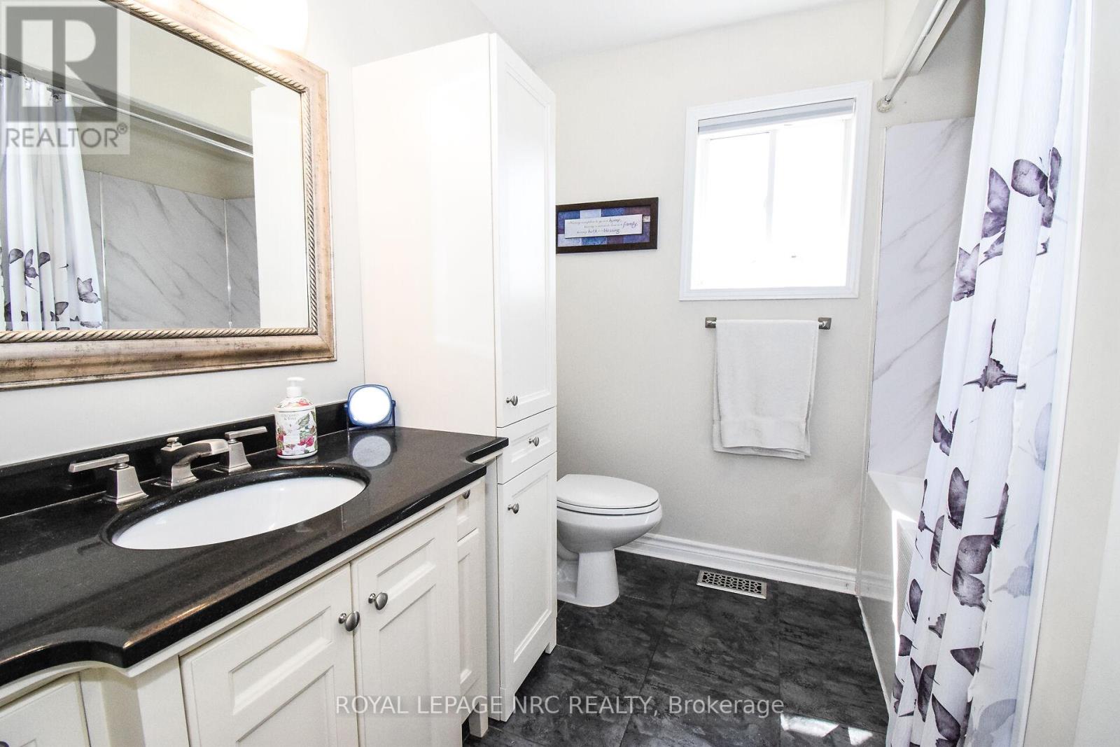 330 Autumn Crescent, Welland, Ontario  L3C 7K1 - Photo 21 - X12402999