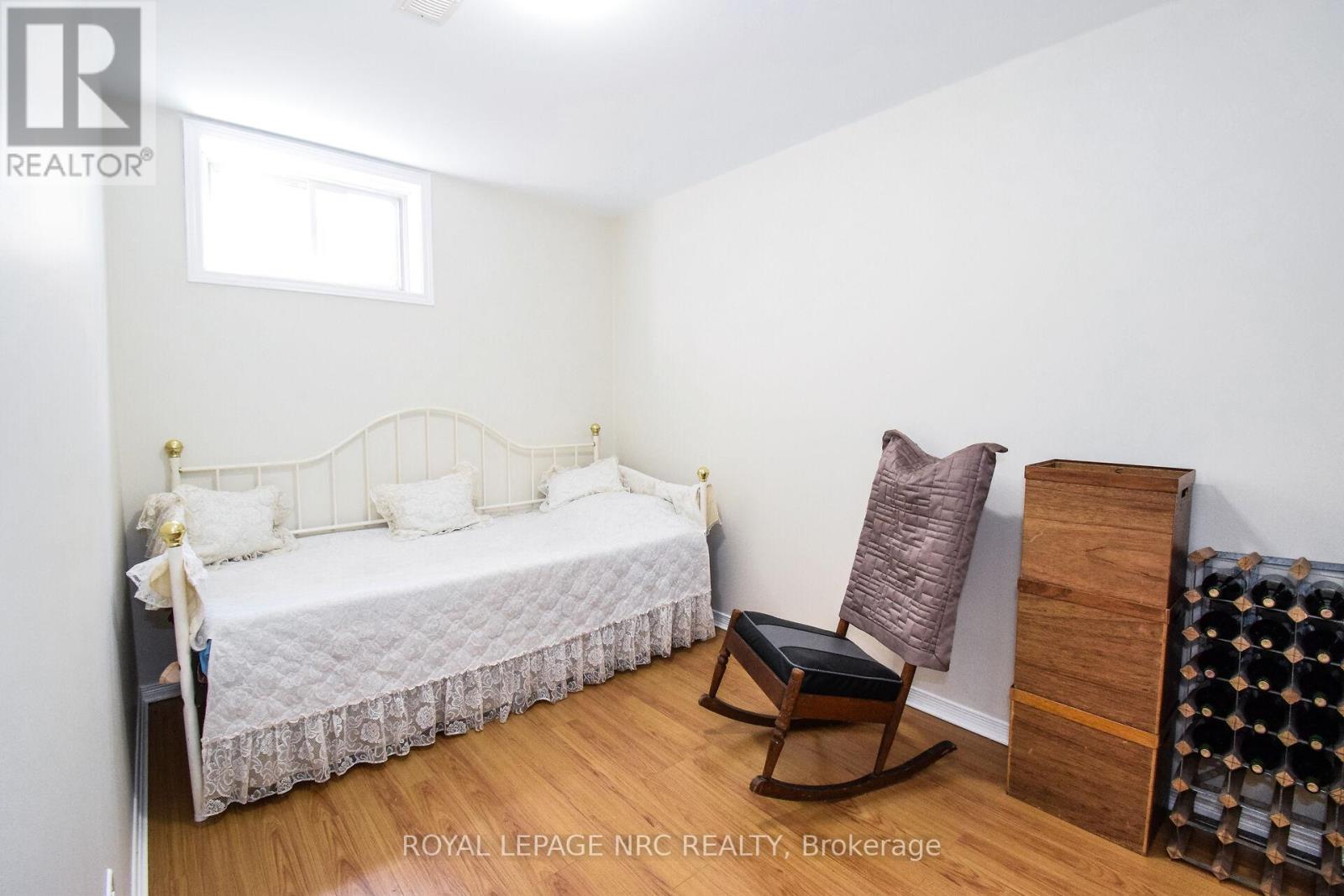 330 Autumn Crescent, Welland, Ontario  L3C 7K1 - Photo 31 - X12402999