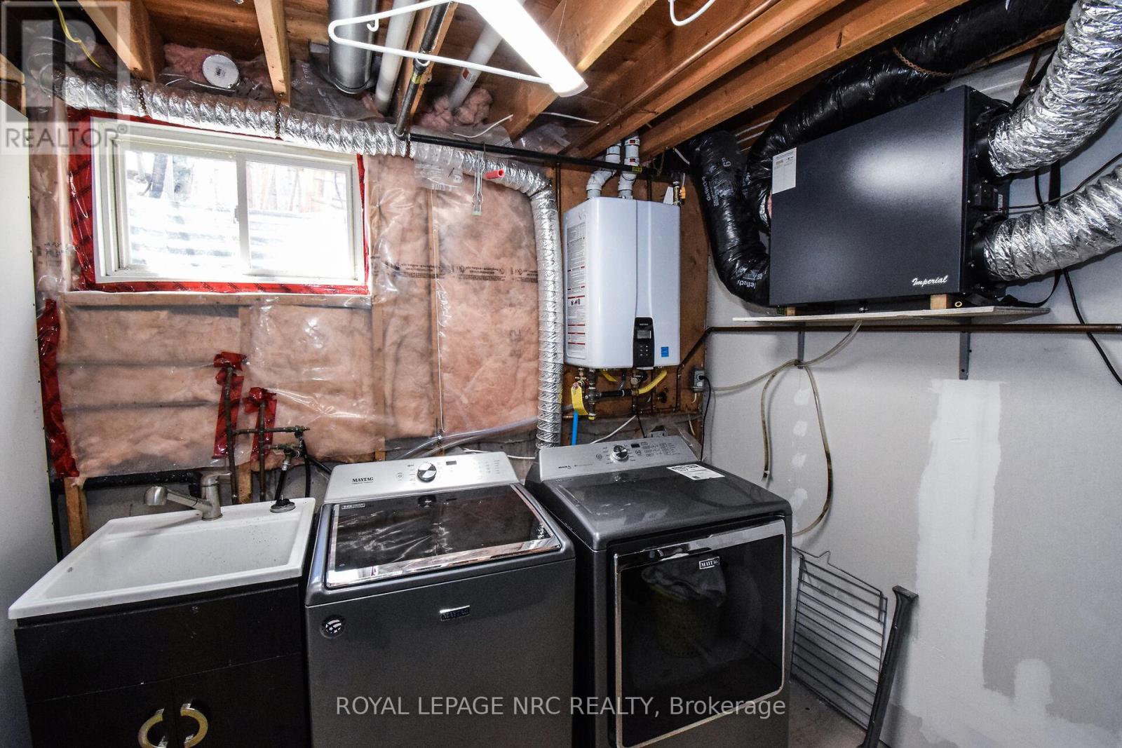 330 Autumn Crescent, Welland, Ontario  L3C 7K1 - Photo 34 - X12402999