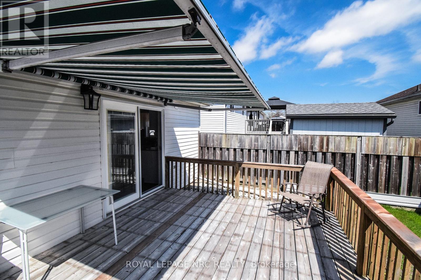 330 Autumn Crescent, Welland, Ontario  L3C 7K1 - Photo 41 - X12402999