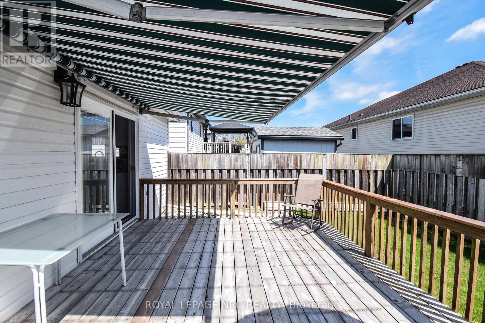 330 Autumn Crescent, Welland, Ontario  L3C 7K1 - Photo 42 - X12402999