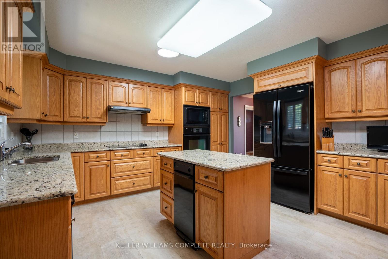 24 South Main Street, Thorold (Port Robinson), Ontario  L0S 1K0 - Photo 12 - X12406488