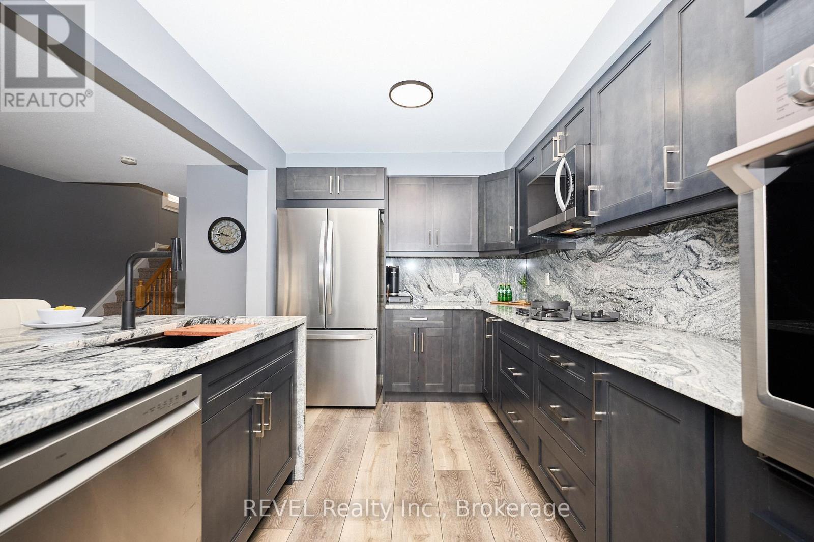 4 - 334 Main Street E, Grimsby, Ontario  L3M 1R2 - Photo 10 - X12408347