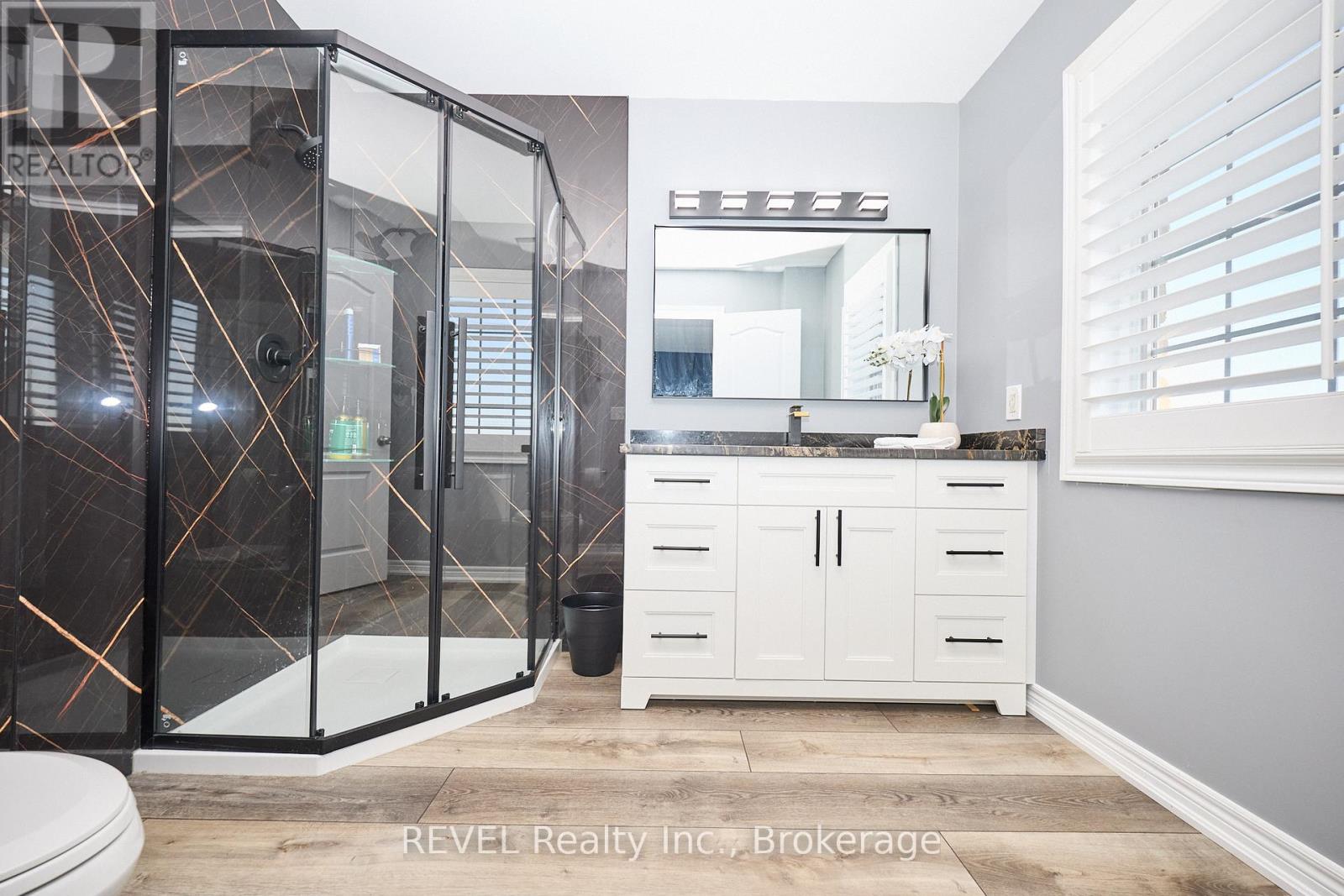 4 - 334 Main Street E, Grimsby, Ontario  L3M 1R2 - Photo 19 - X12408347