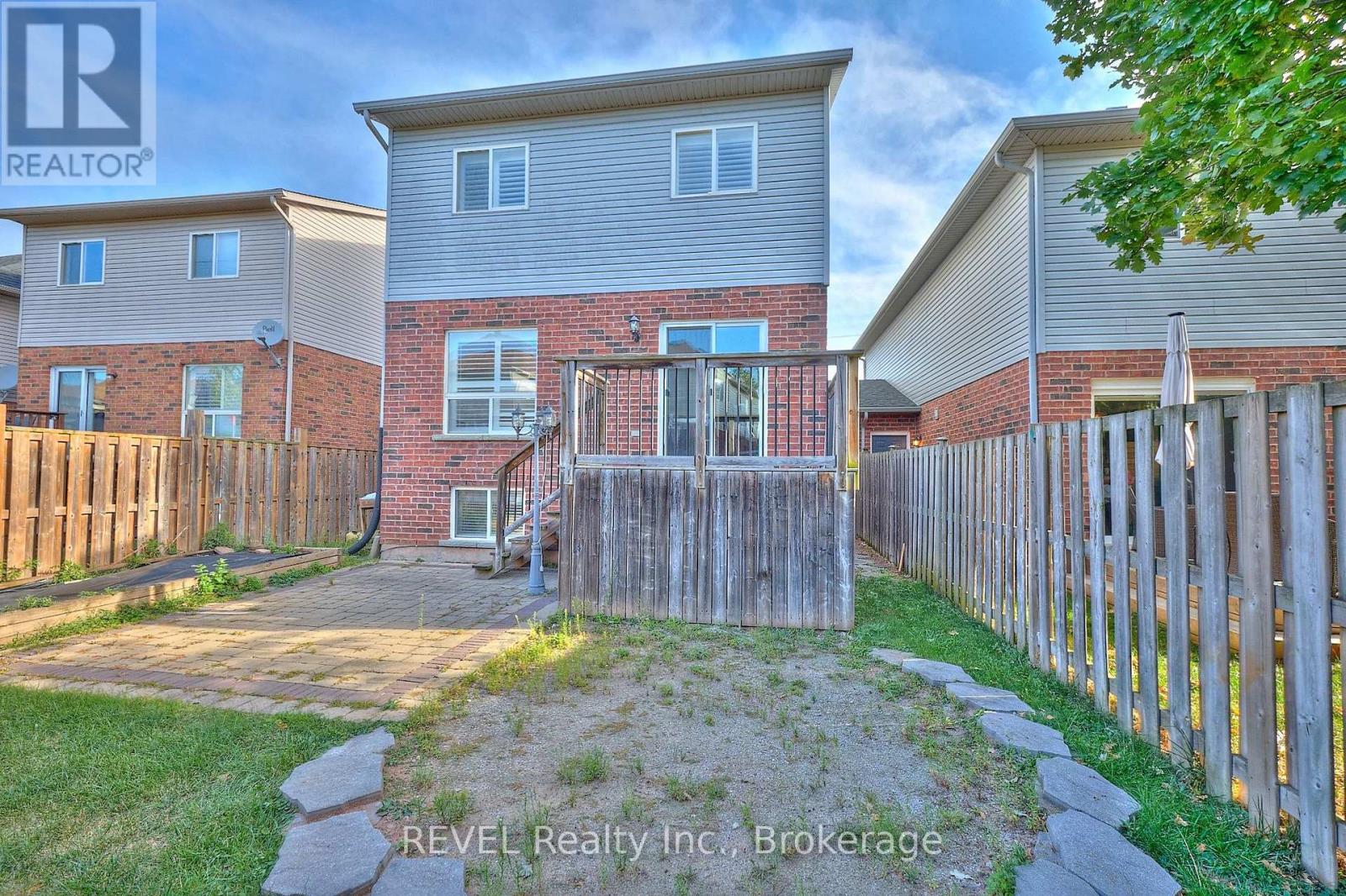 4 - 334 Main Street E, Grimsby, Ontario  L3M 1R2 - Photo 28 - X12408347