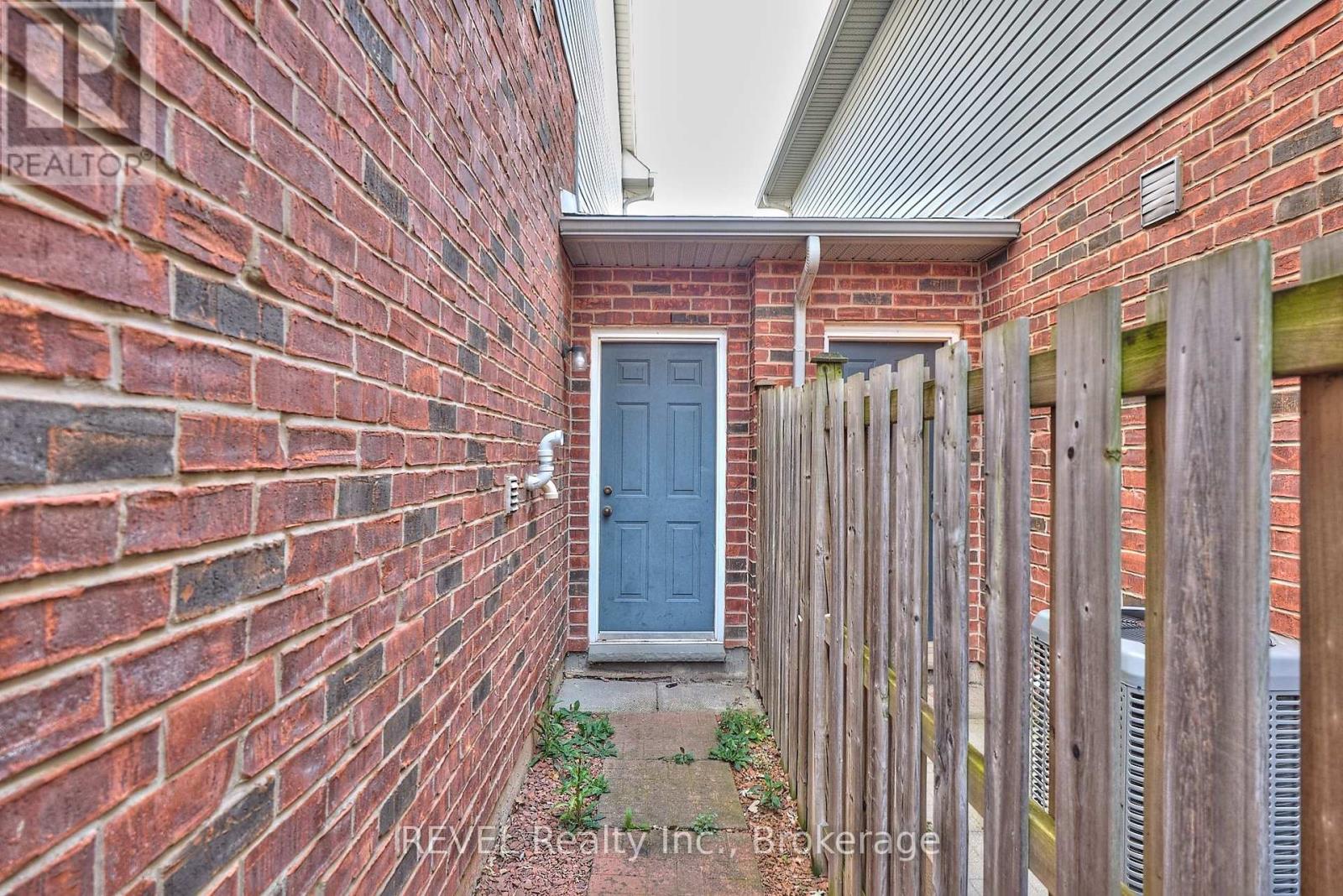 4 - 334 Main Street E, Grimsby, Ontario  L3M 1R2 - Photo 31 - X12408347