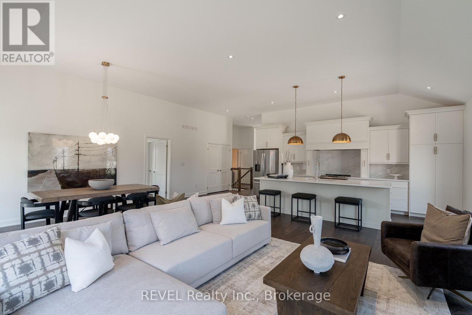 31 Harvest Drive, Niagara-On-The-Lake, Ontario  L0S 1J0 - Photo 10 - X12408356