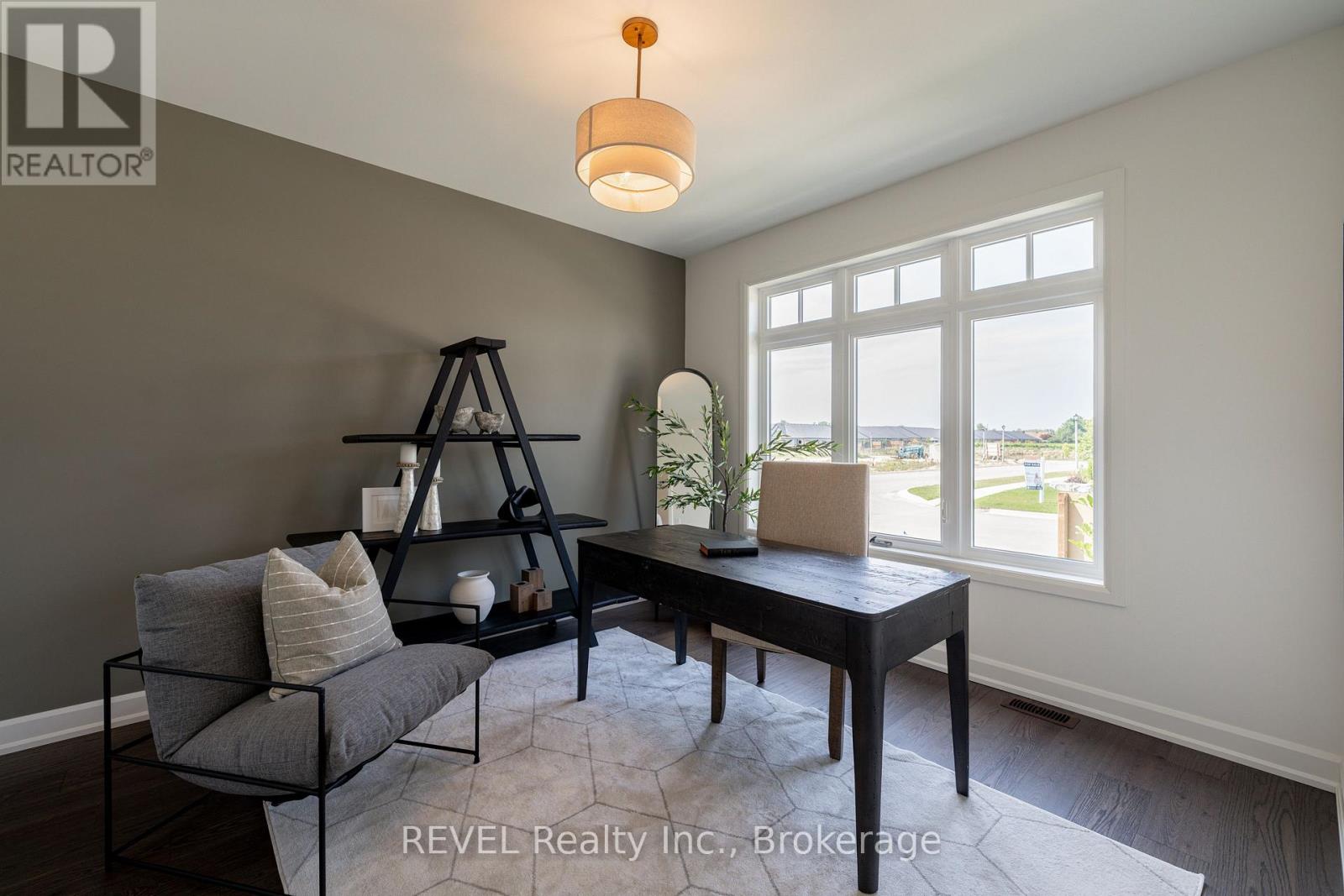 31 Harvest Drive, Niagara-On-The-Lake, Ontario  L0S 1J0 - Photo 15 - X12408356