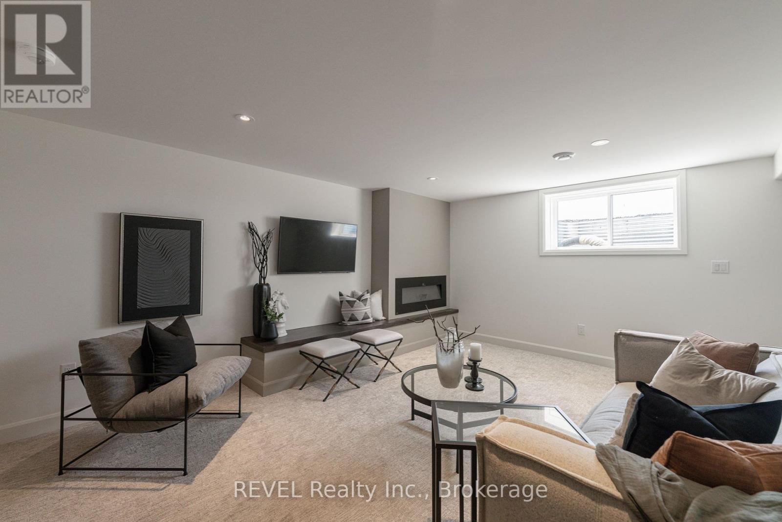 31 Harvest Drive, Niagara-On-The-Lake, Ontario  L0S 1J0 - Photo 23 - X12408356