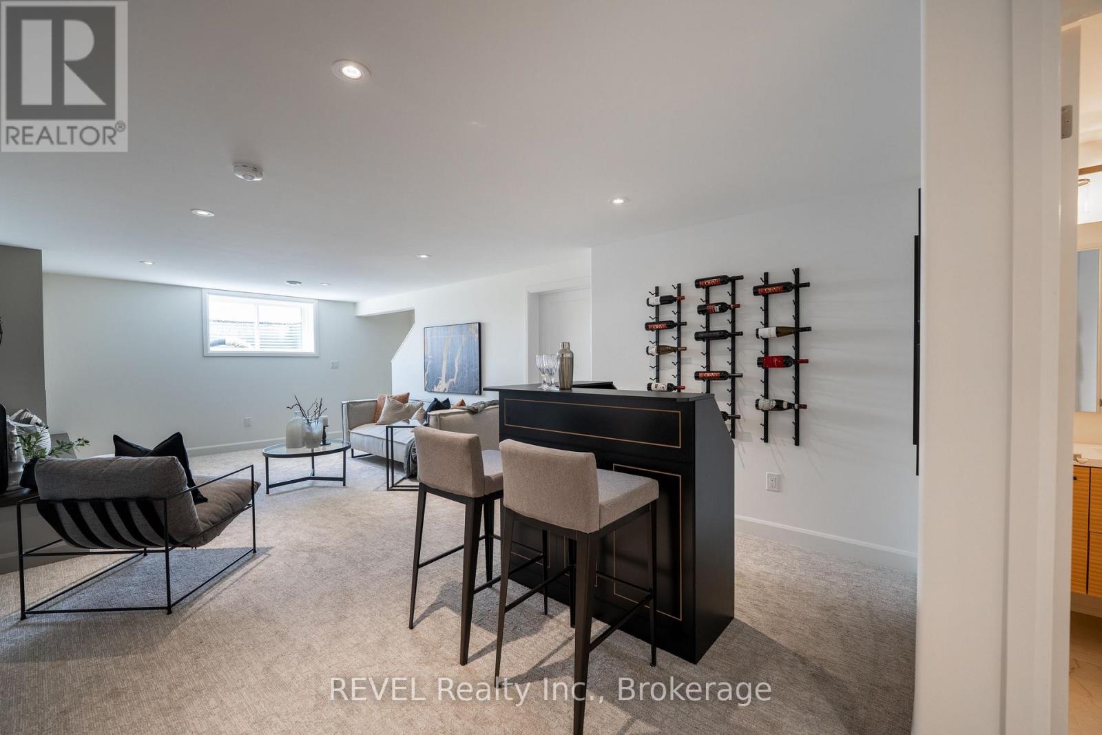 31 Harvest Drive, Niagara-On-The-Lake, Ontario  L0S 1J0 - Photo 26 - X12408356