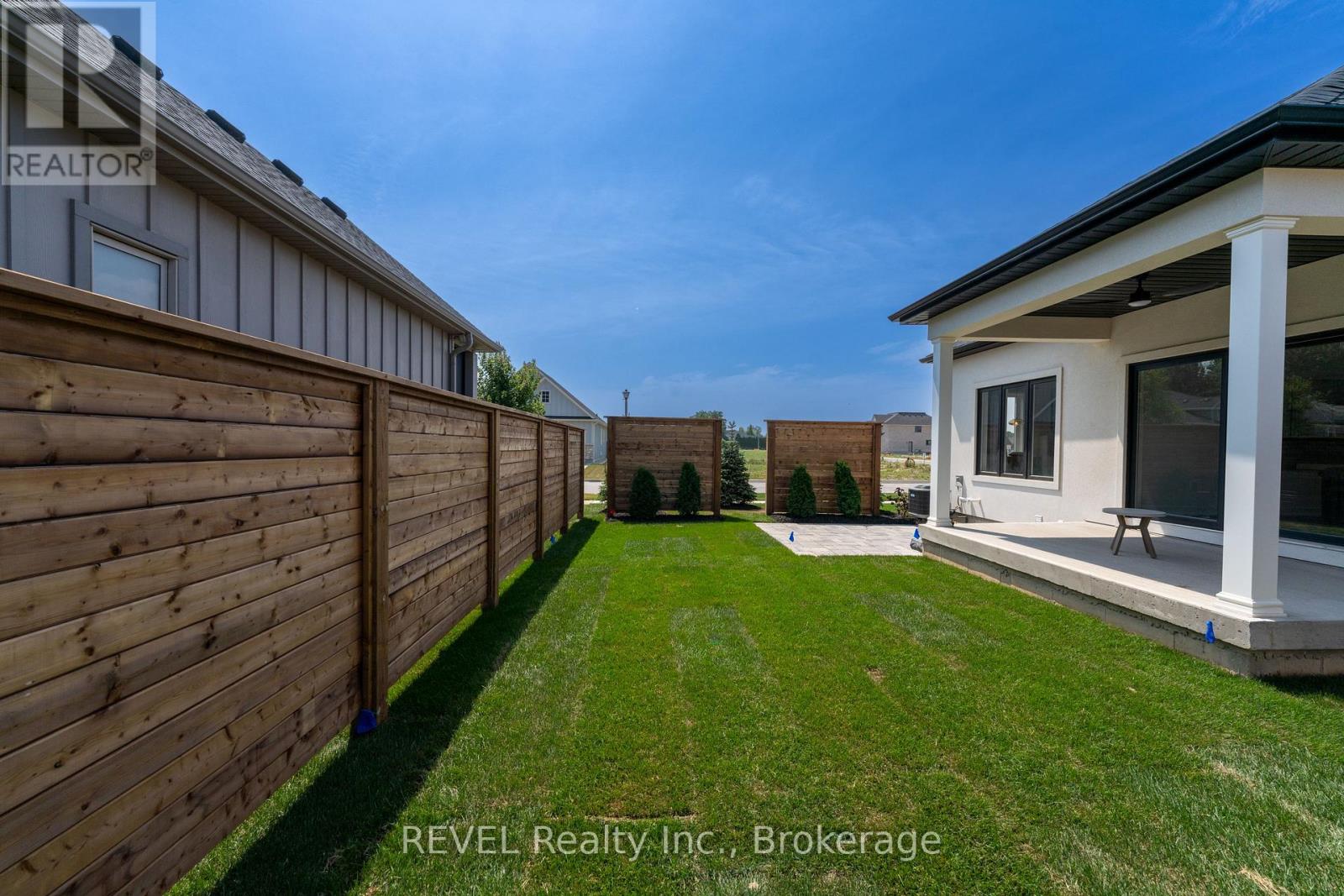 31 Harvest Drive, Niagara-On-The-Lake, Ontario  L0S 1J0 - Photo 32 - X12408356