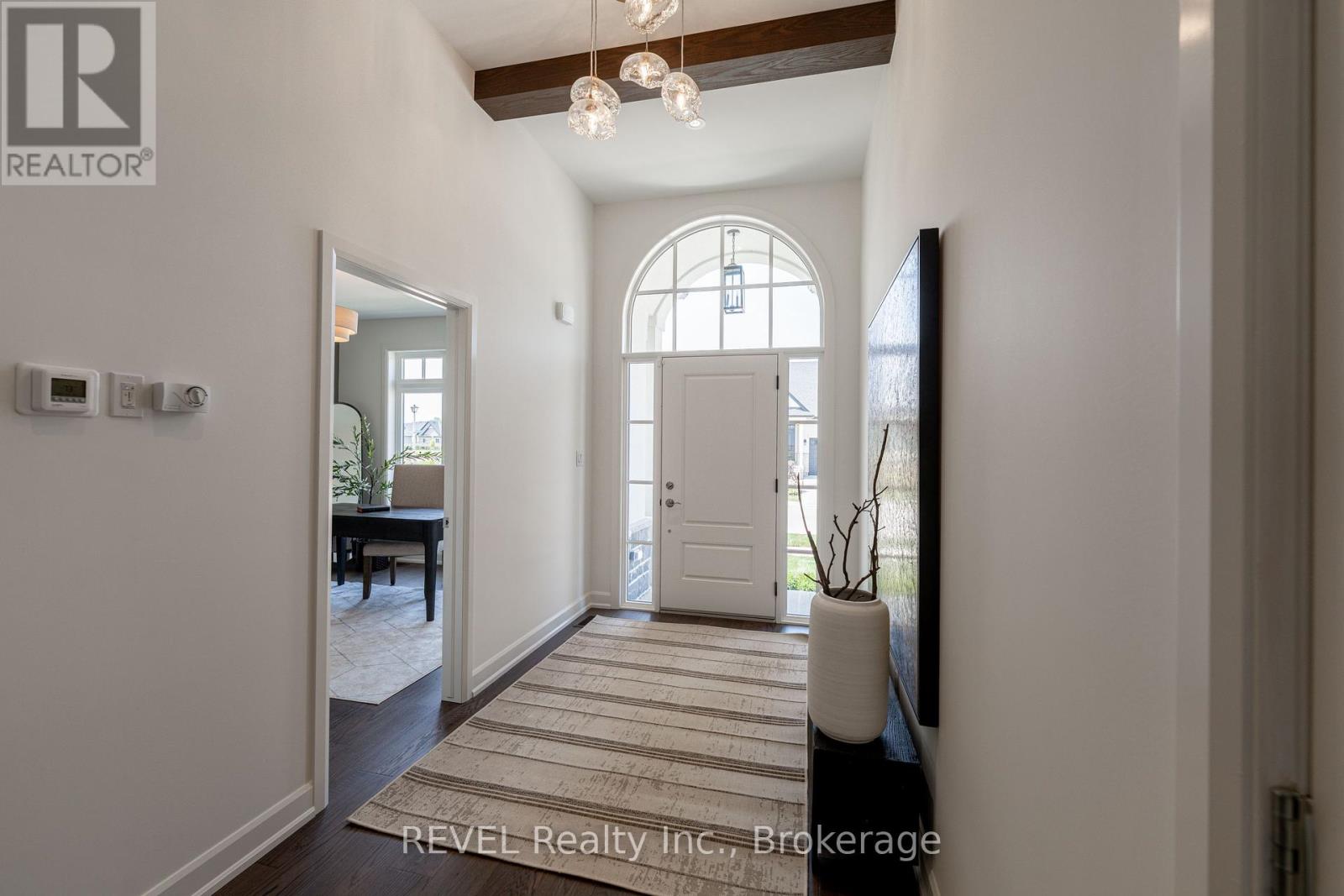 31 Harvest Drive, Niagara-On-The-Lake, Ontario  L0S 1J0 - Photo 7 - X12408356