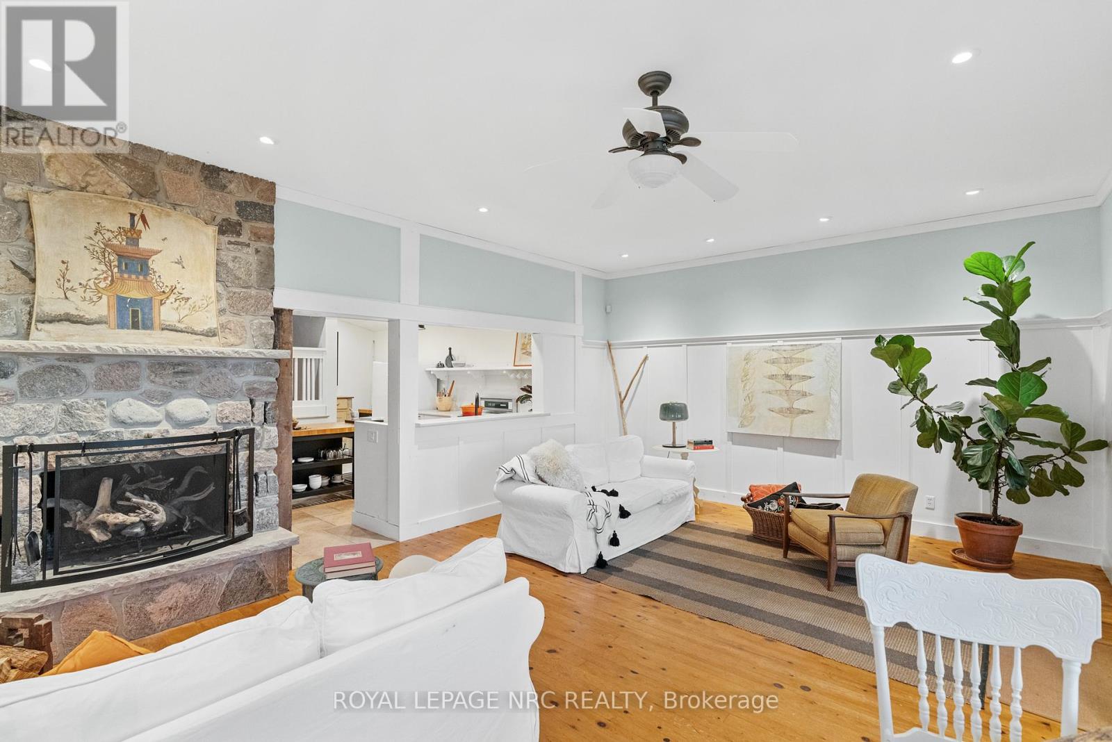 3765 Crystal Beach Drive, Fort Erie, Ontario  L0S 1B0 - Photo 16 - X12409872