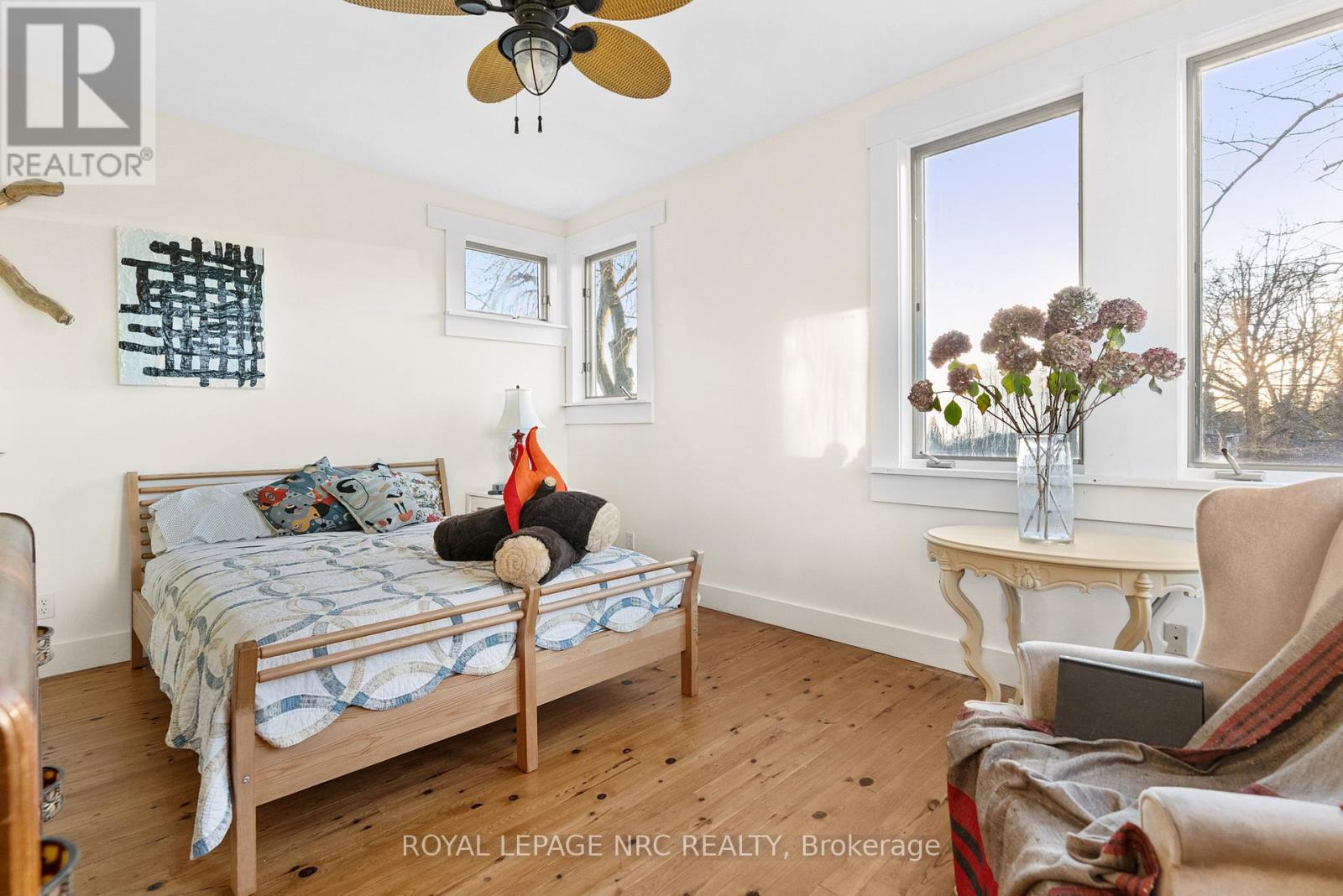 3765 Crystal Beach Drive, Fort Erie, Ontario  L0S 1B0 - Photo 34 - X12409872