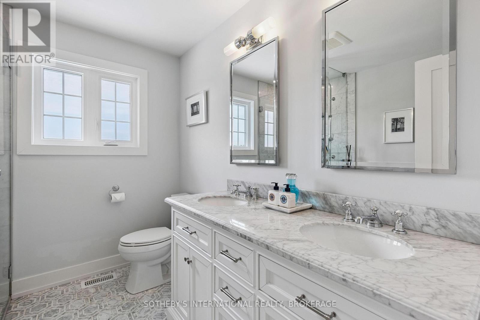 1219 Lakeshore Road, Niagara-On-The-Lake, Ontario  L0S 1J0 - Photo 25 - X12410386