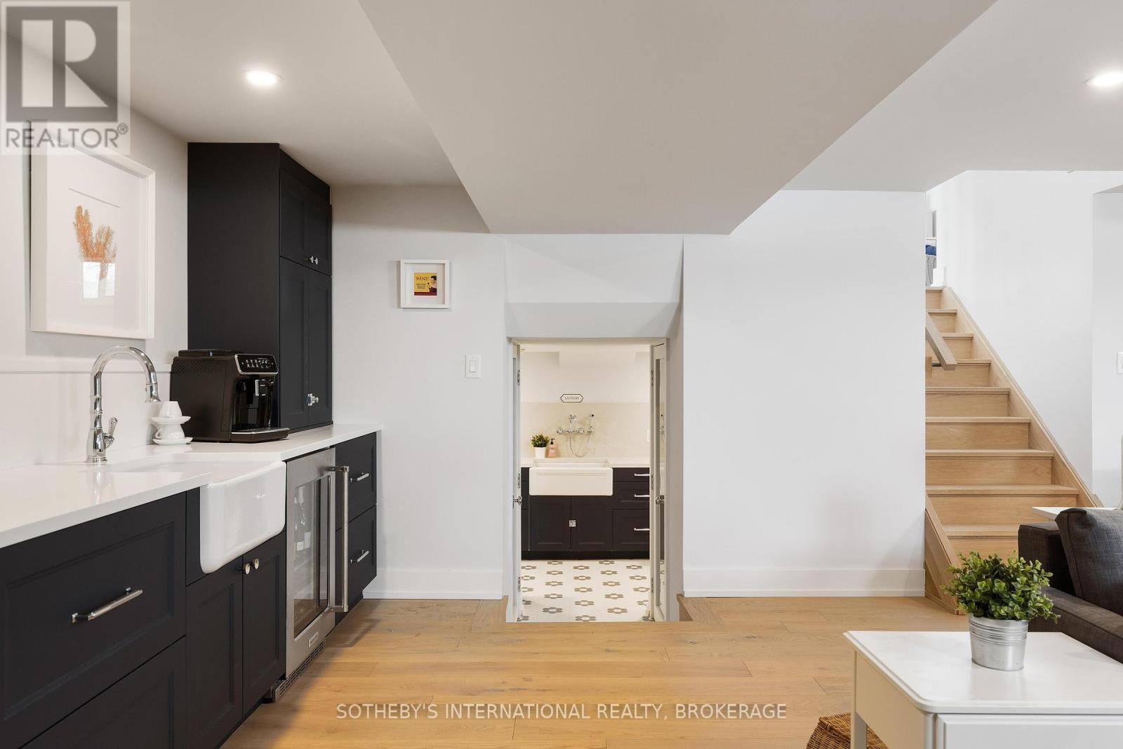 1219 Lakeshore Road, Niagara-On-The-Lake, Ontario  L0S 1J0 - Photo 30 - X12410386