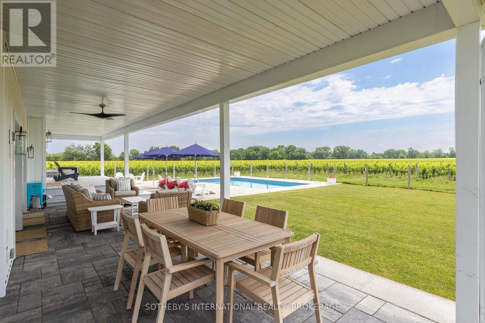 1219 Lakeshore Road, Niagara-On-The-Lake, Ontario  L0S 1J0 - Photo 34 - X12410386