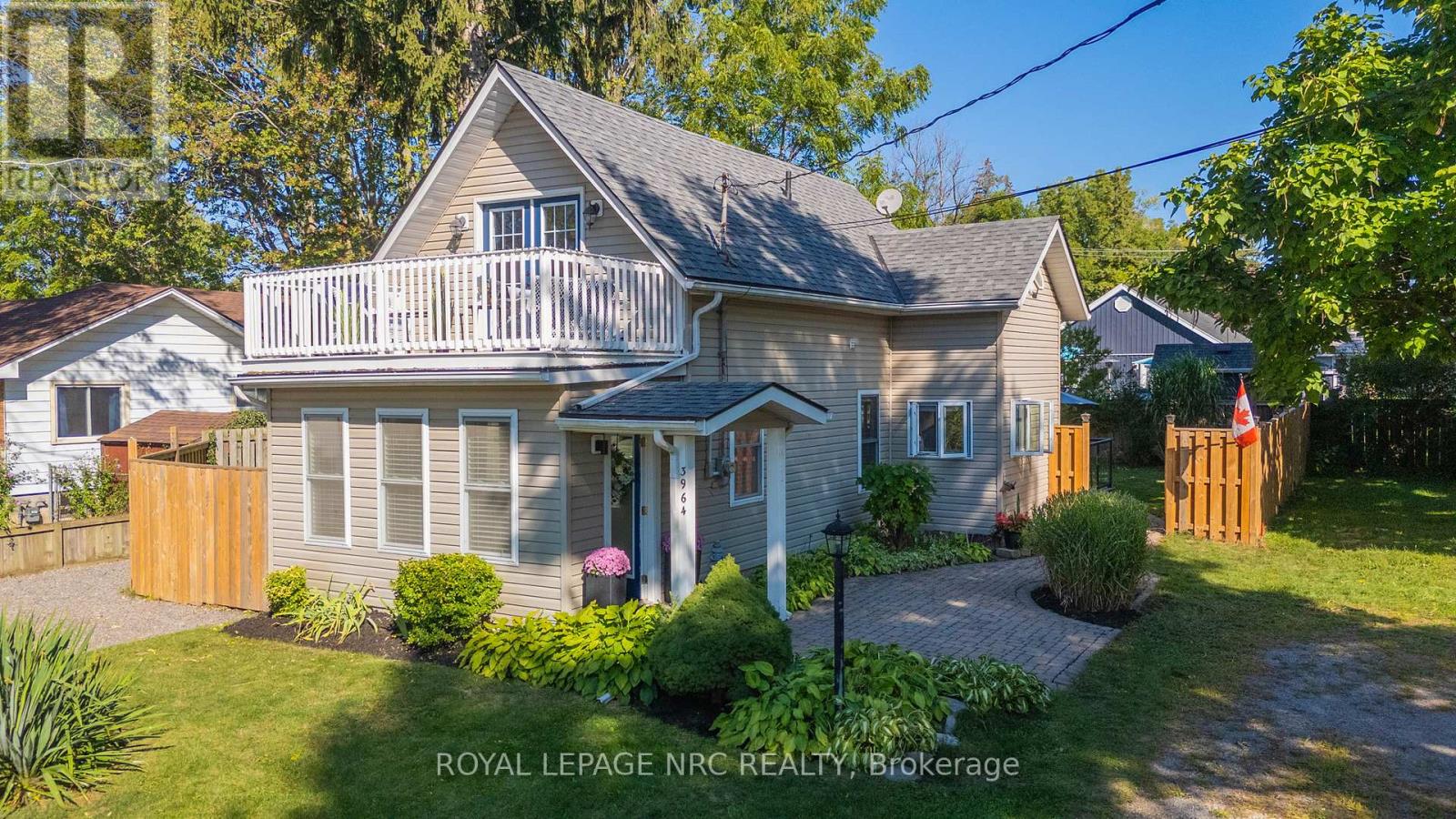 3964 Alexandra Road, Fort Erie (Crystal Beach), Ontario  L0S 1B0 - Photo 2 - X12410460