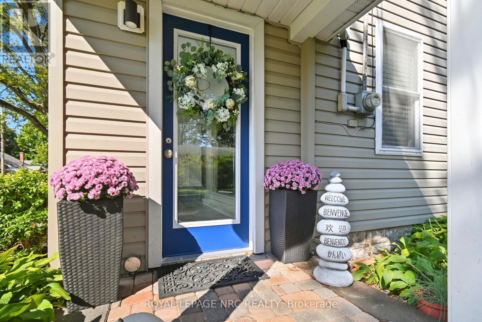 3964 Alexandra Road, Fort Erie (Crystal Beach), Ontario  L0S 1B0 - Photo 5 - X12410460