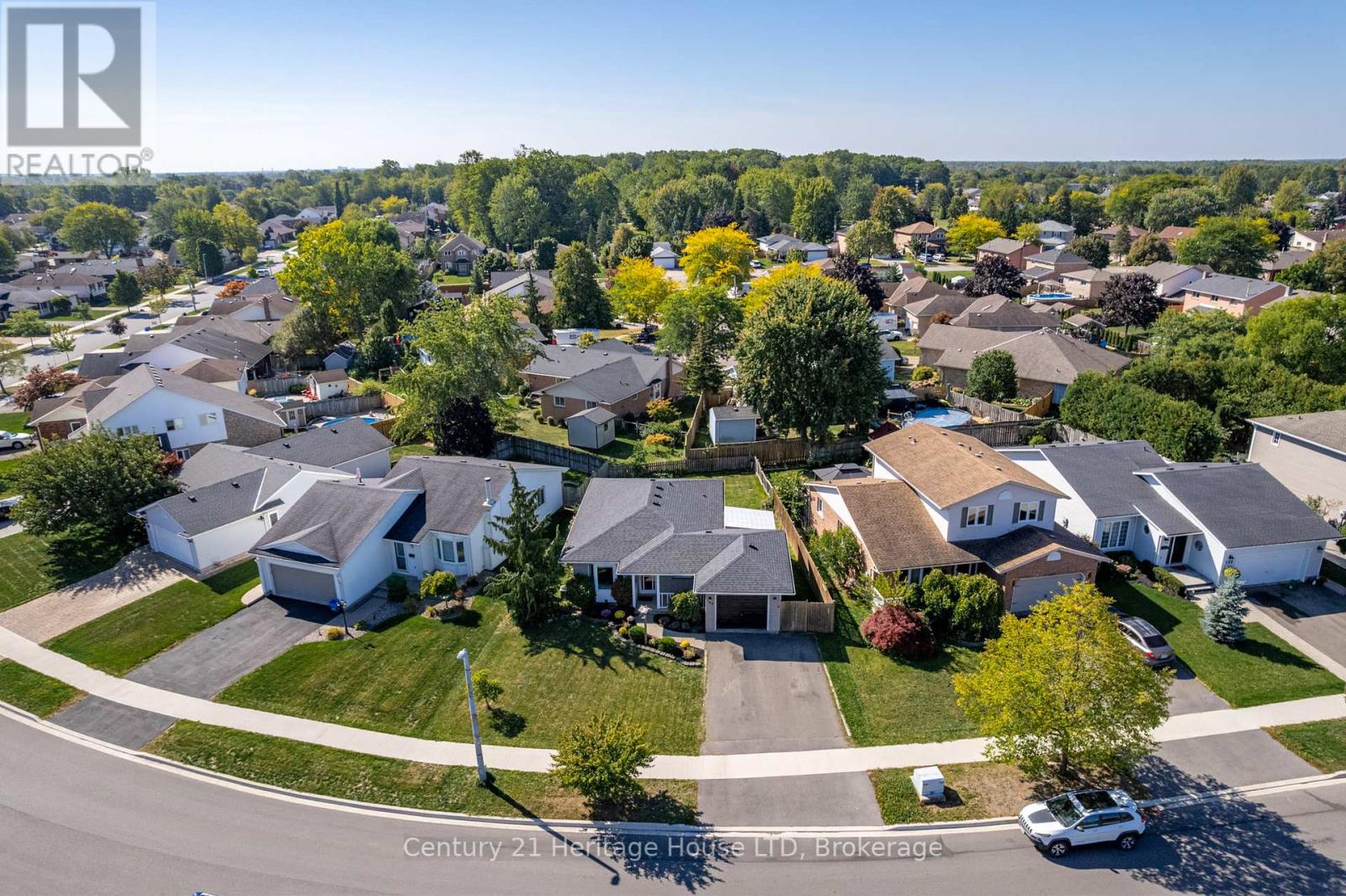 160 Northwood Drive, Welland, Ontario  L3C 6V9 - Photo 32 - X12412113