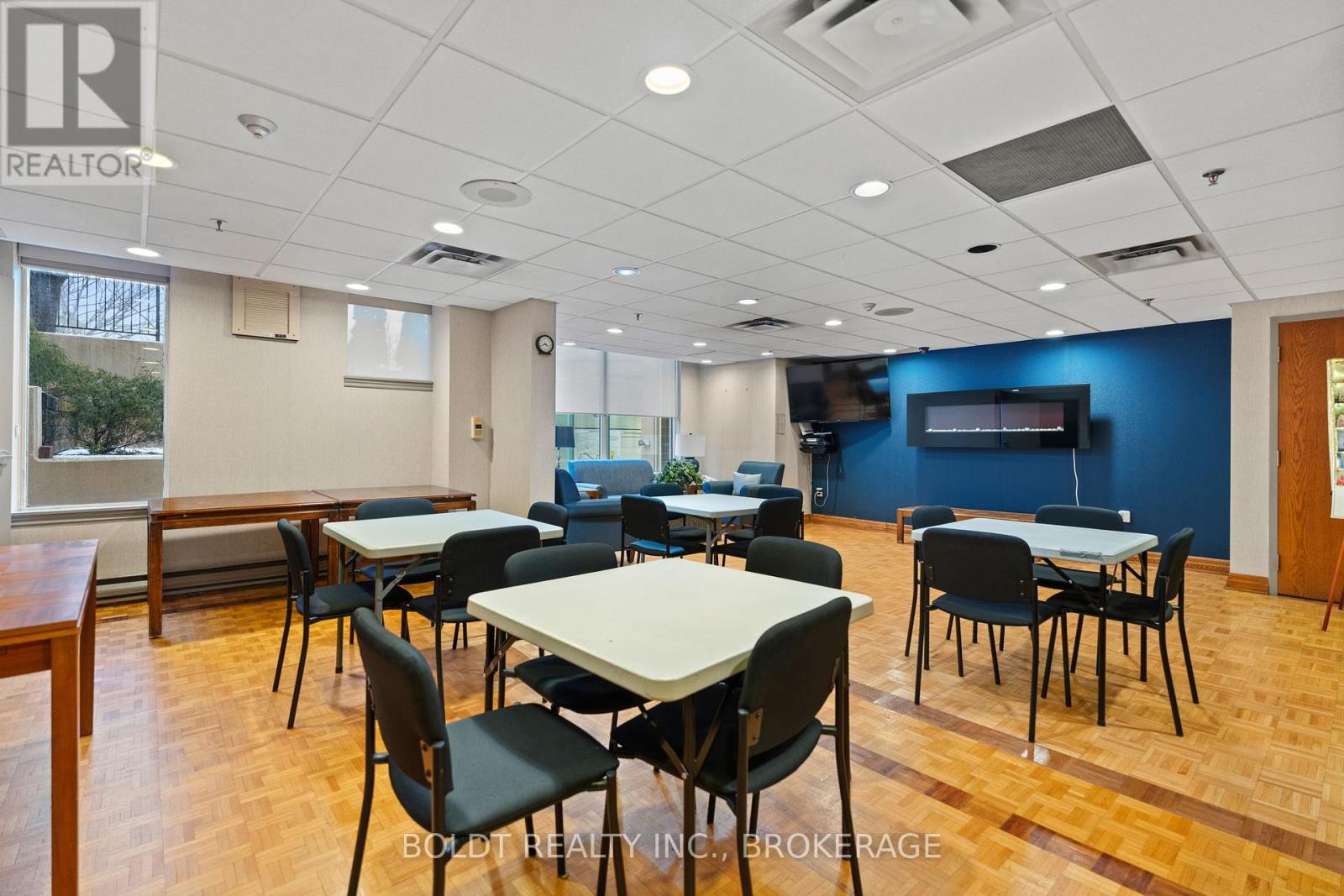 705 - 3 Towering Heights Boulevard, St. Catharines (Glendale/glenridge), Ontario  L2T 4A4 - Photo 42 - X12412604