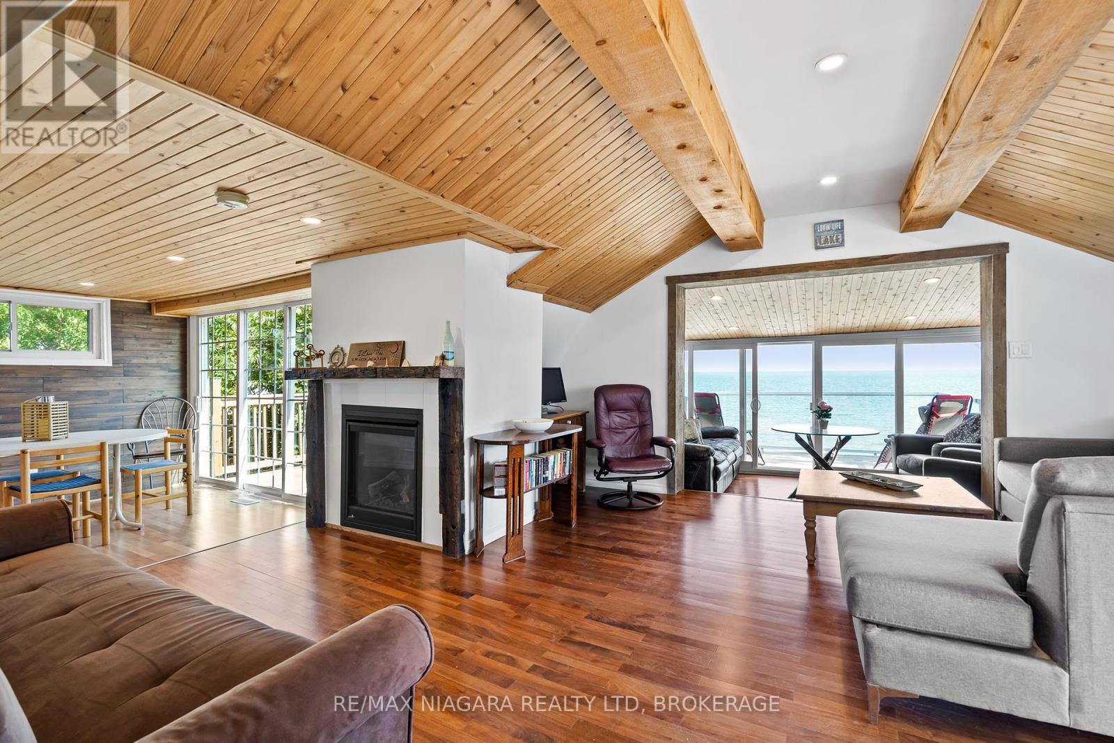 105 Lighthouse Drive, Haldimand, Ontario  N1A 2W6 - Photo 8 - X12412676