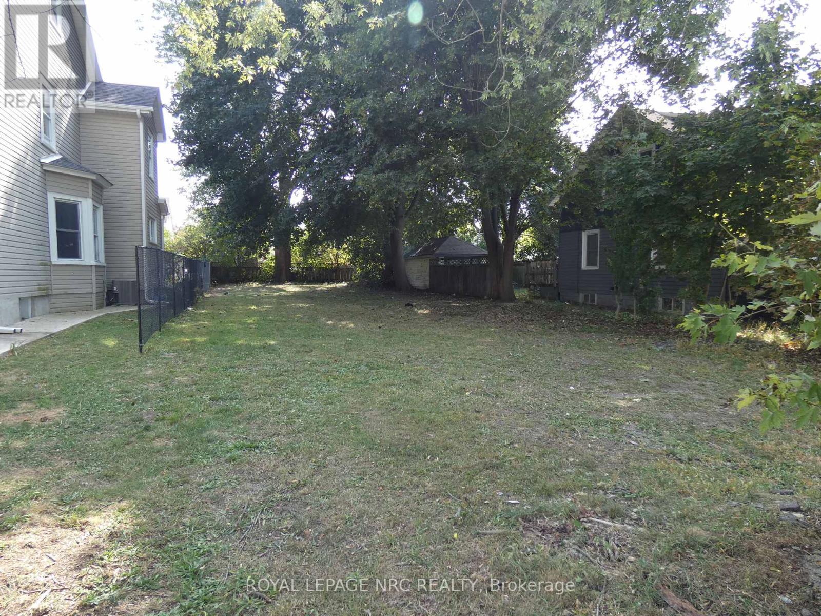 Part 1 High Street, Niagara Falls, Ontario  L2G 1N1 - Photo 2 - X12413295