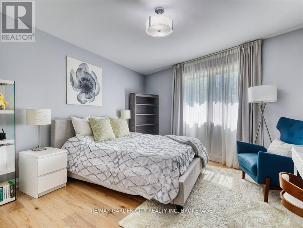 11 Beamer Court, Thorold, Ontario  L2V 3X7 - Photo 26 - X12413453