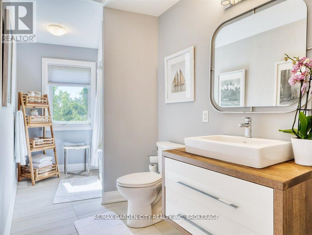 11 Beamer Court, Thorold, Ontario  L2V 3X7 - Photo 30 - X12413453