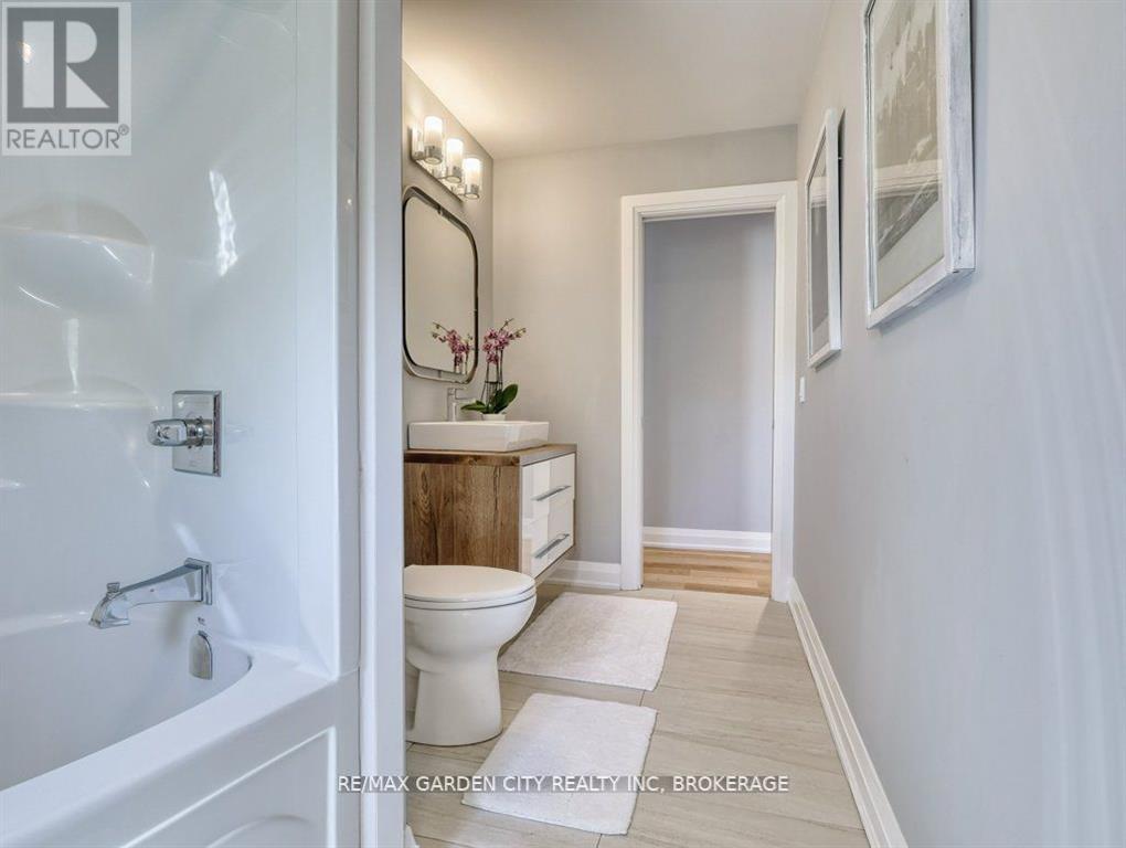 11 Beamer Court, Thorold, Ontario  L2V 3X7 - Photo 31 - X12413453