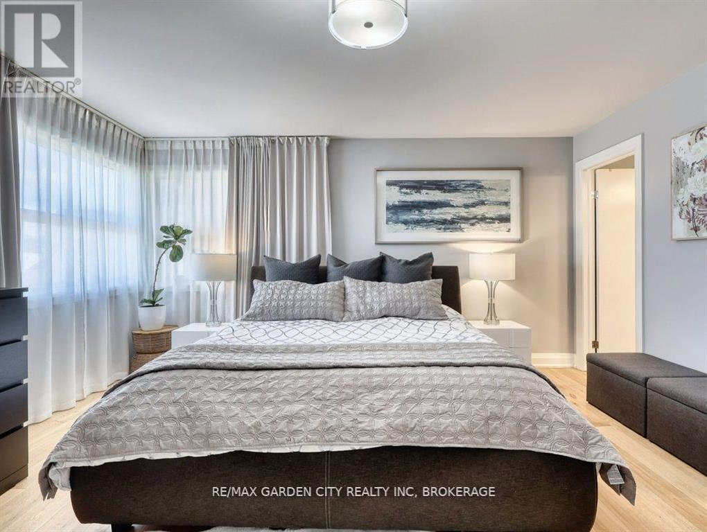 11 Beamer Court, Thorold, Ontario  L2V 3X7 - Photo 32 - X12413453