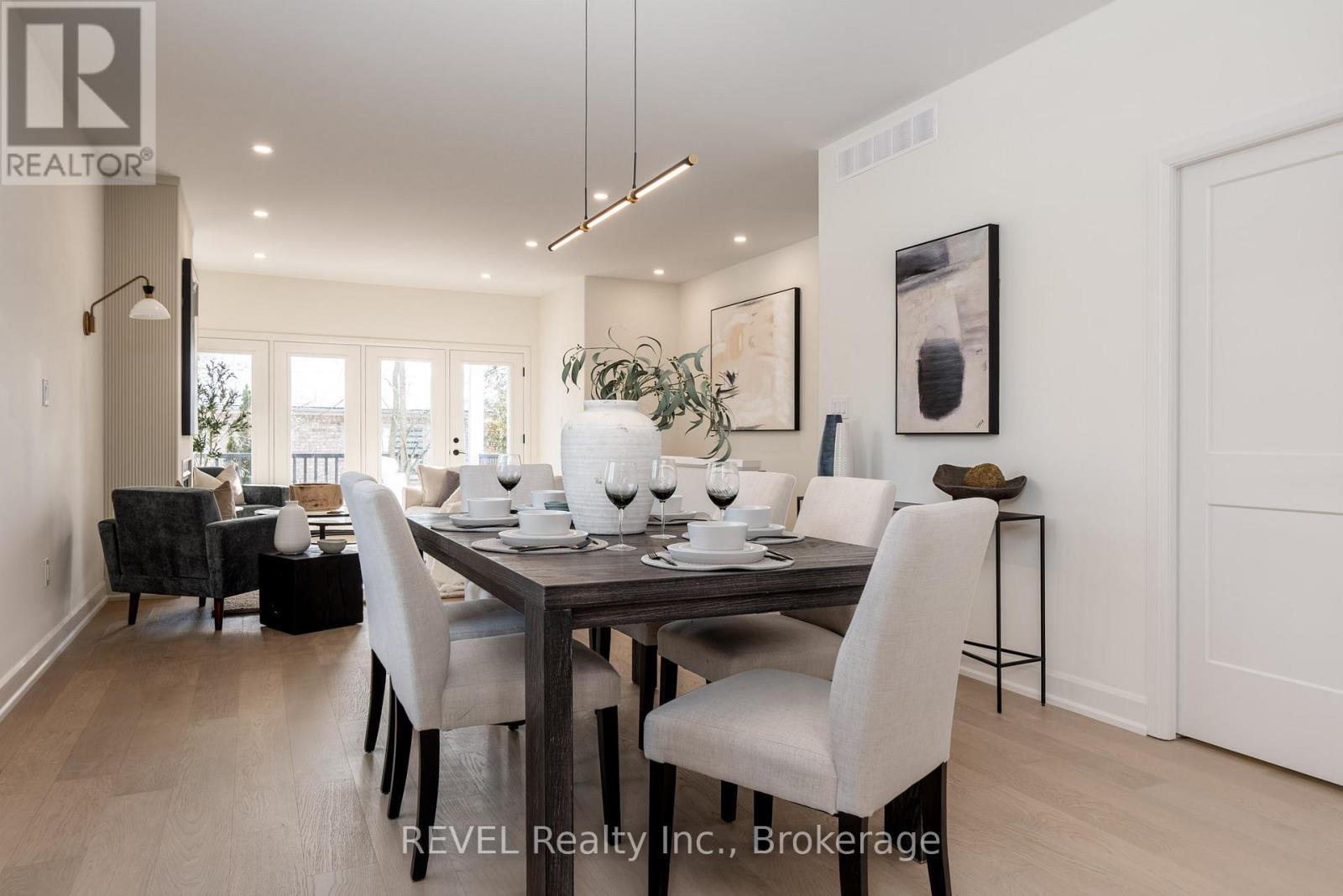 11 Stickles Street, Pelham, Ontario  L3C 3C3 - Photo 19 - X12413672