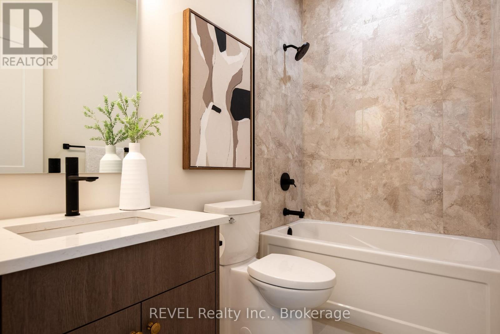 11 Stickles Street, Pelham, Ontario  L3C 3C3 - Photo 33 - X12413672