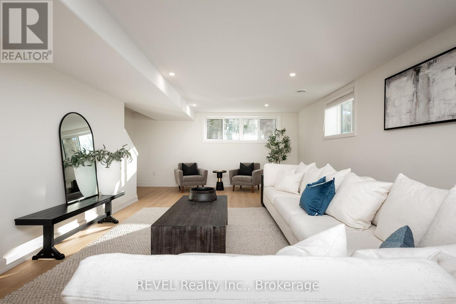 11 Stickles Street, Pelham, Ontario  L3C 3C3 - Photo 40 - X12413672