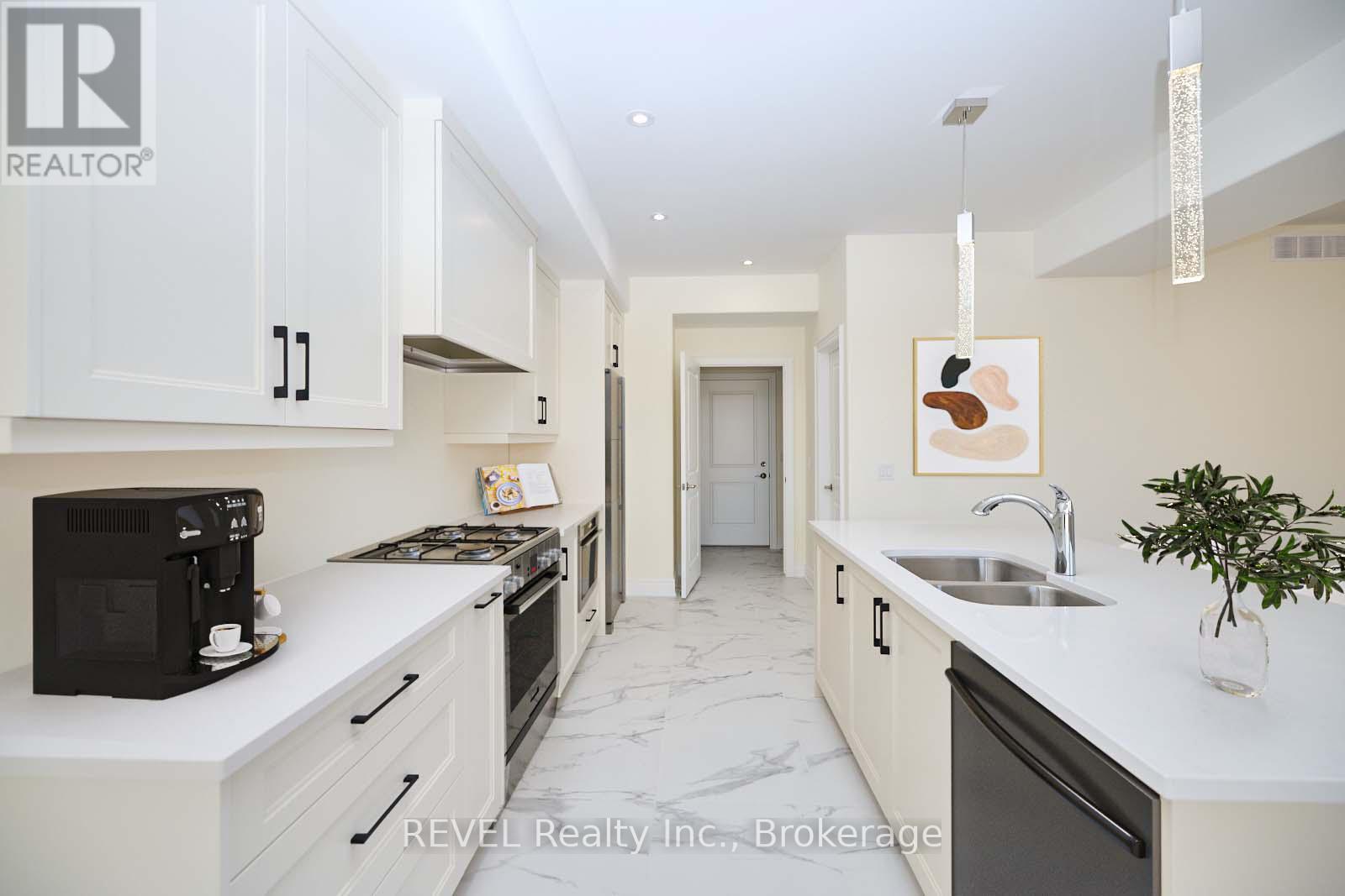 98 Tanner Drive, Pelham, Ontario  L0S 1E4 - Photo 15 - X12413674