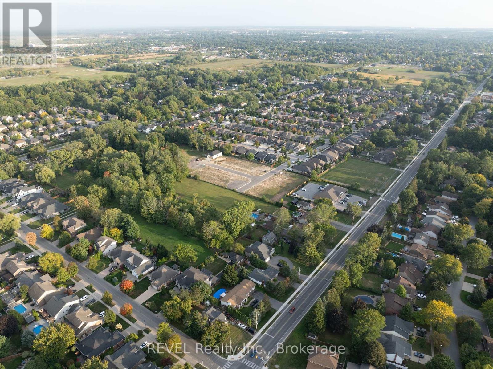 98 Tanner Drive, Pelham, Ontario  L0S 1E4 - Photo 23 - X12413674