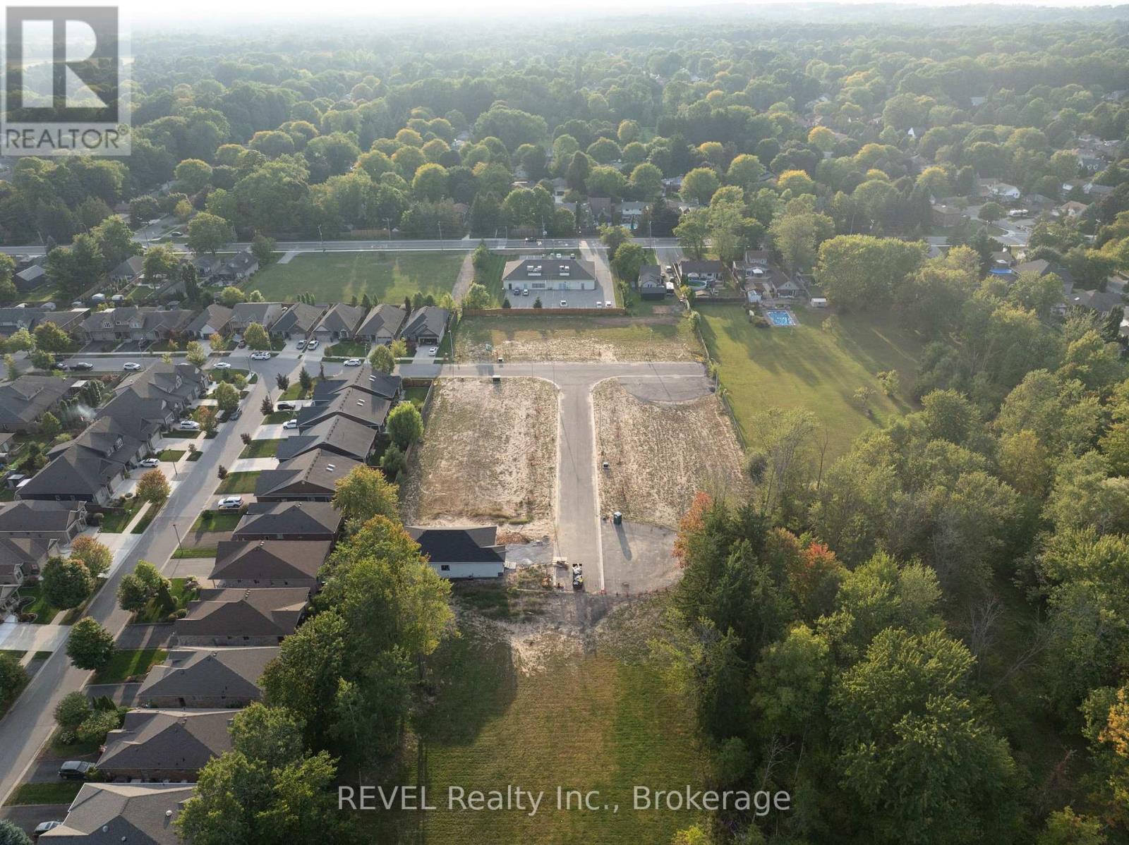 8 Stickles Street, Pelham, Ontario  L3C 3C3 - Photo 16 - X12413675